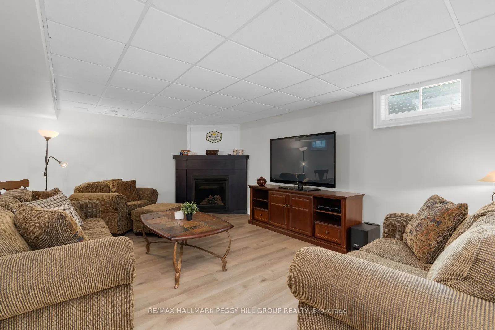 2235 Meadowland Street