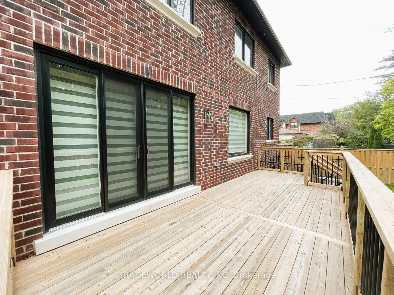 90 Fred Varley Drive