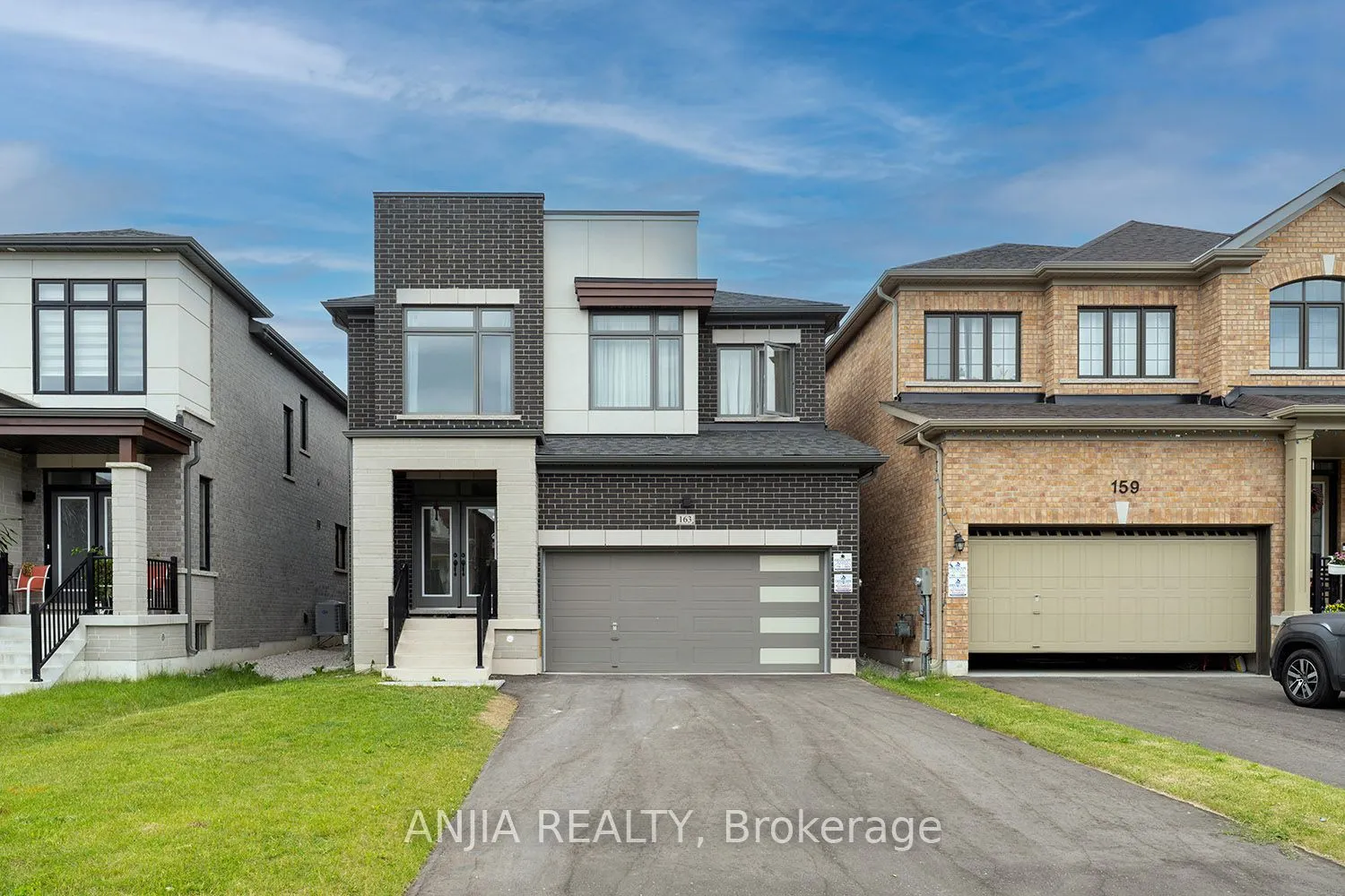 163 Fallharvest Way