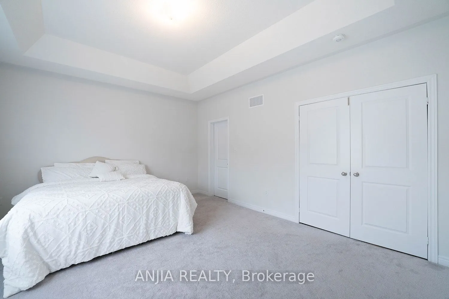 163 Fallharvest Way