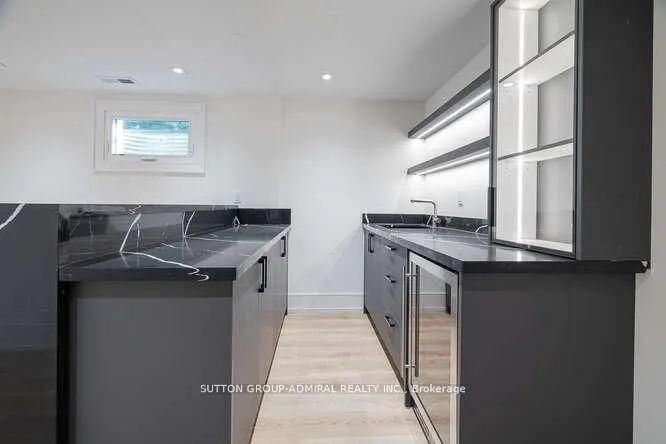 98 Babcombe Drive