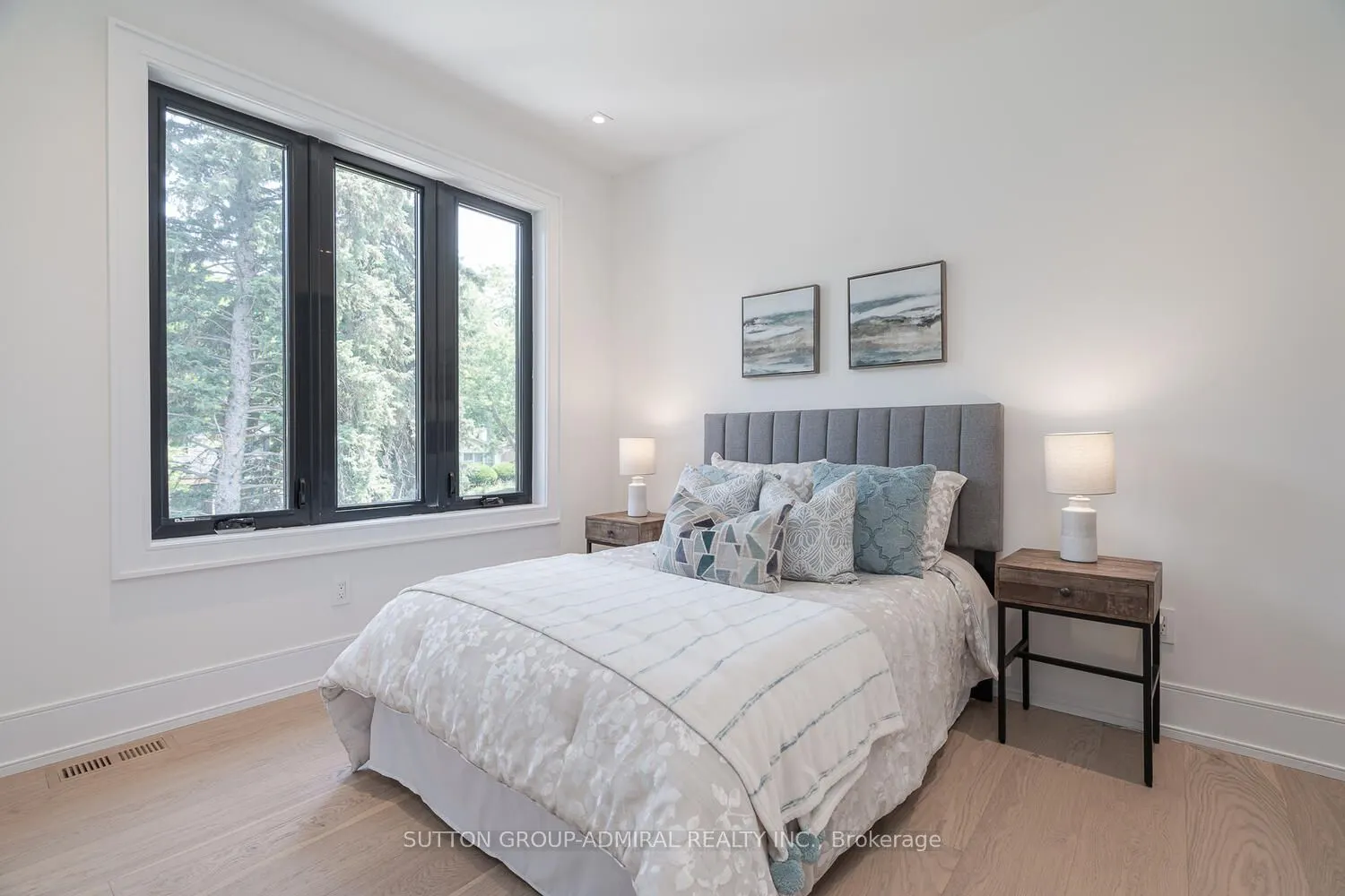 98 Babcombe Drive
