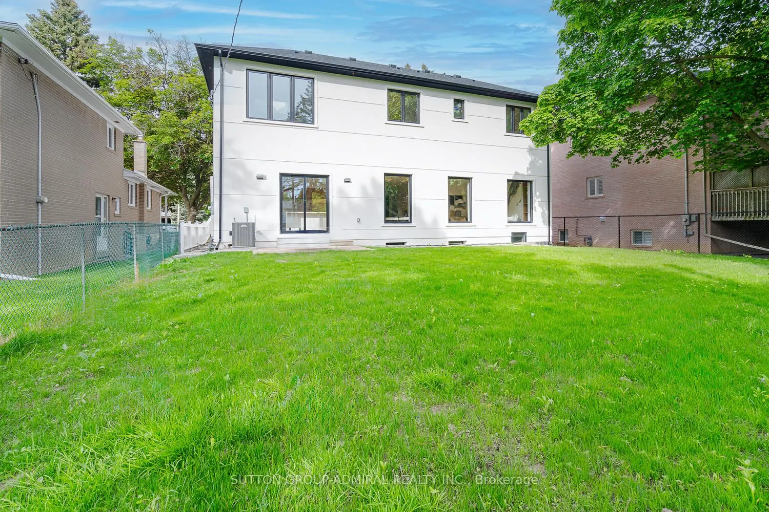 98 Babcombe Drive