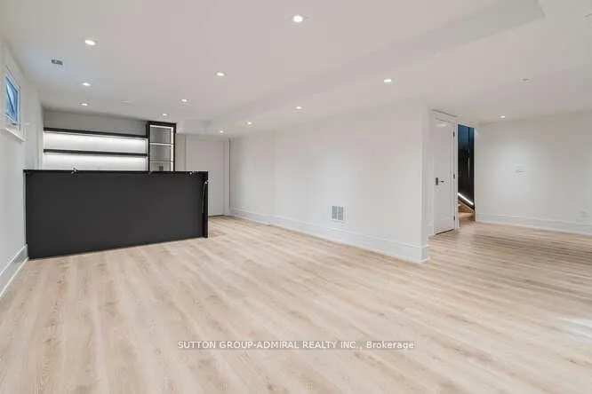 98 Babcombe Drive