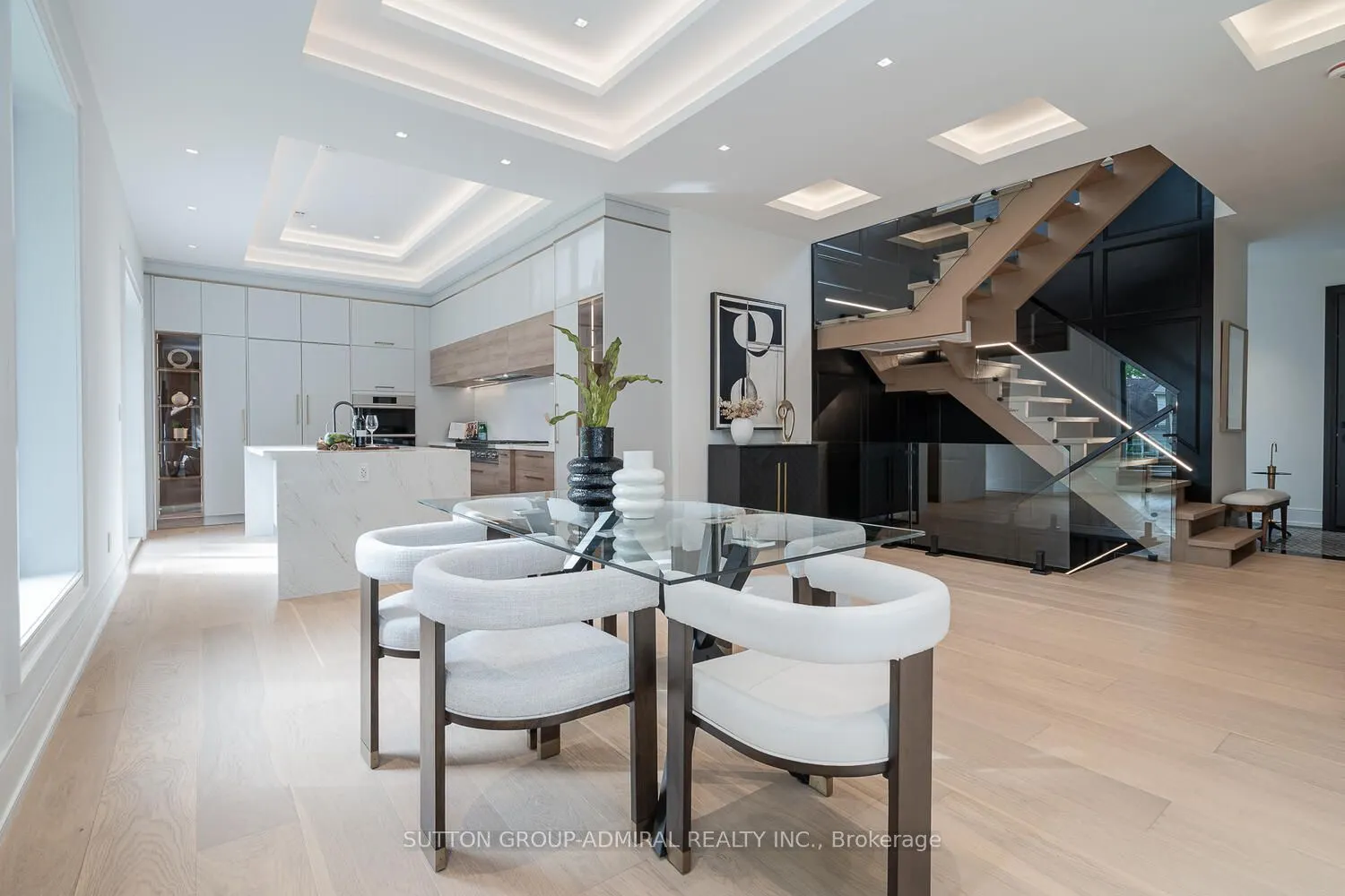98 Babcombe Drive