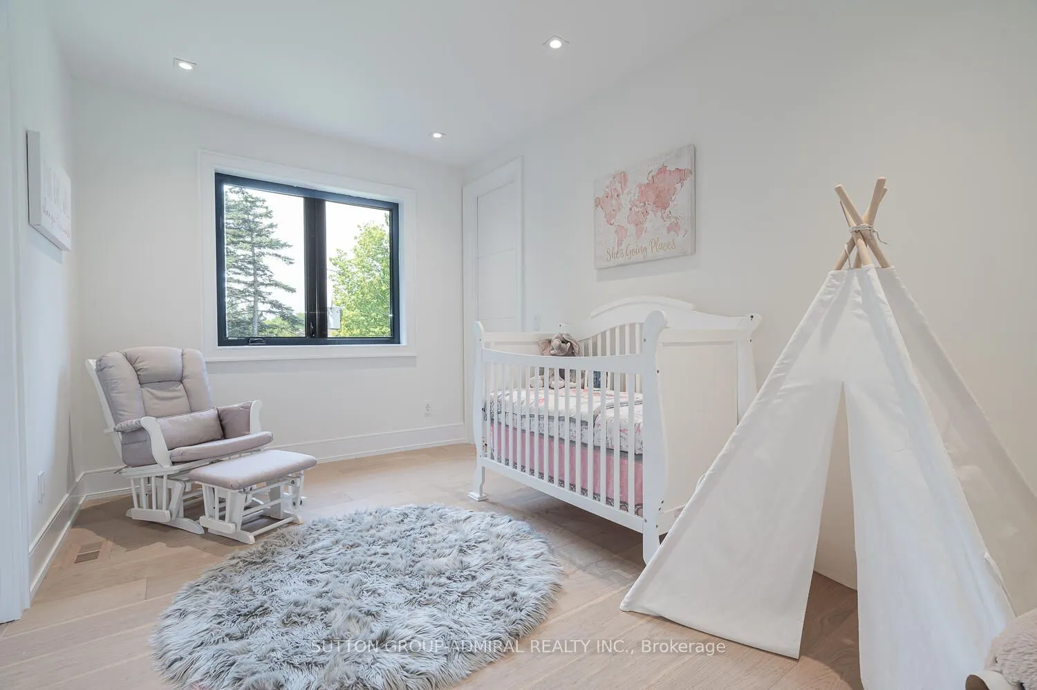 98 Babcombe Drive