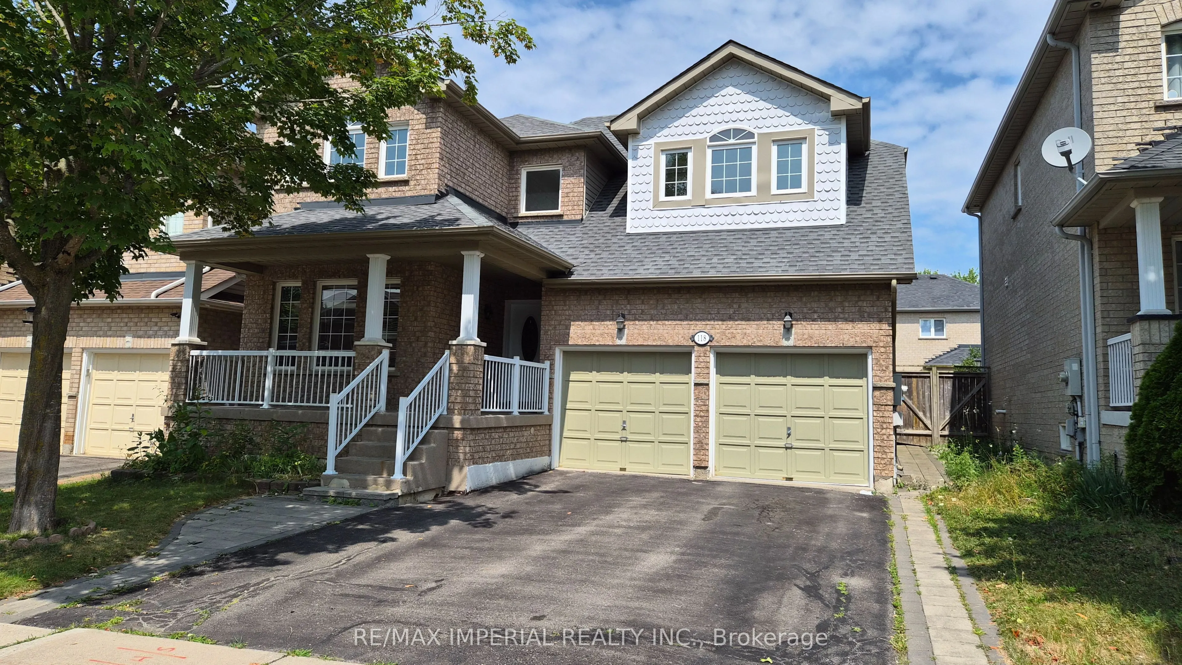 118 Flagstone Way