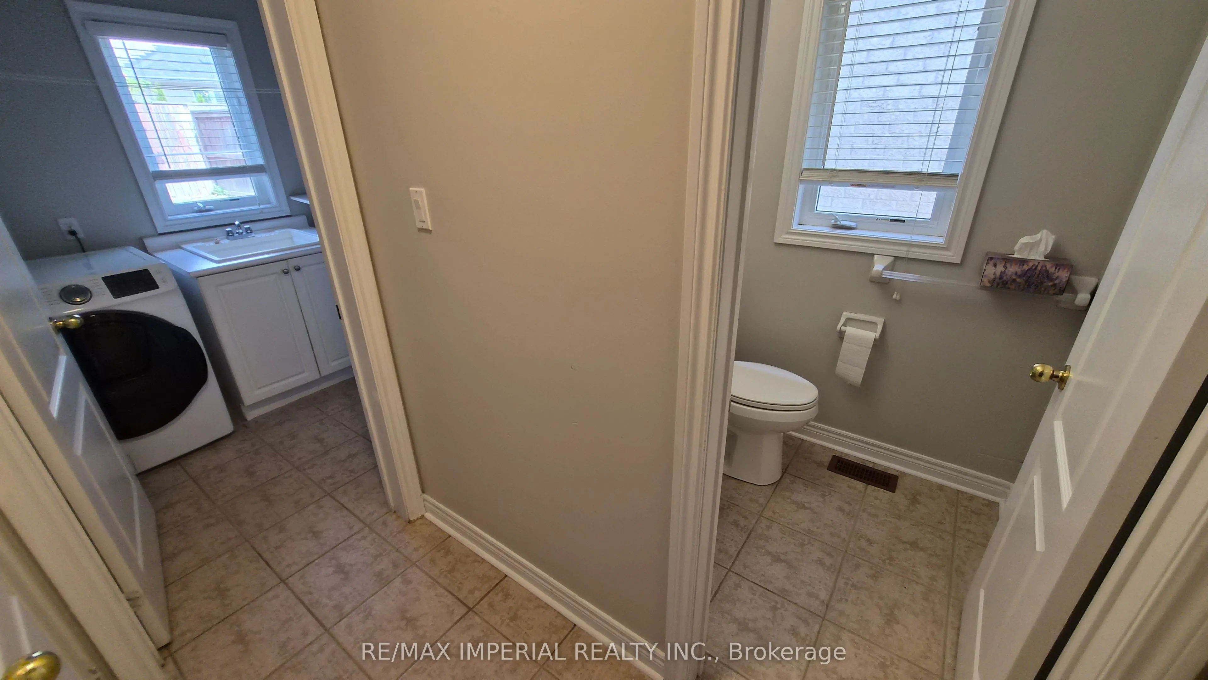 118 Flagstone Way