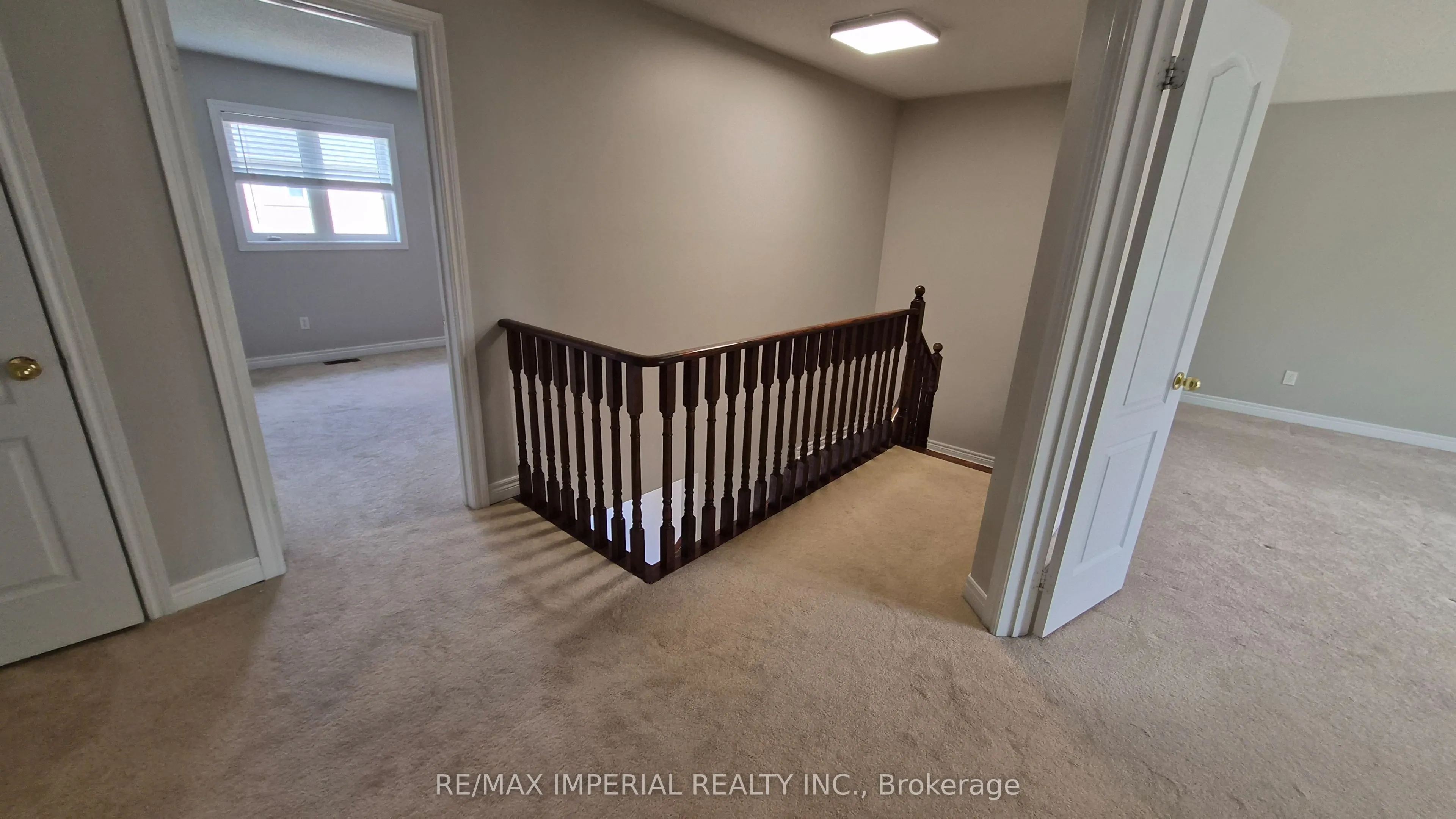 118 Flagstone Way