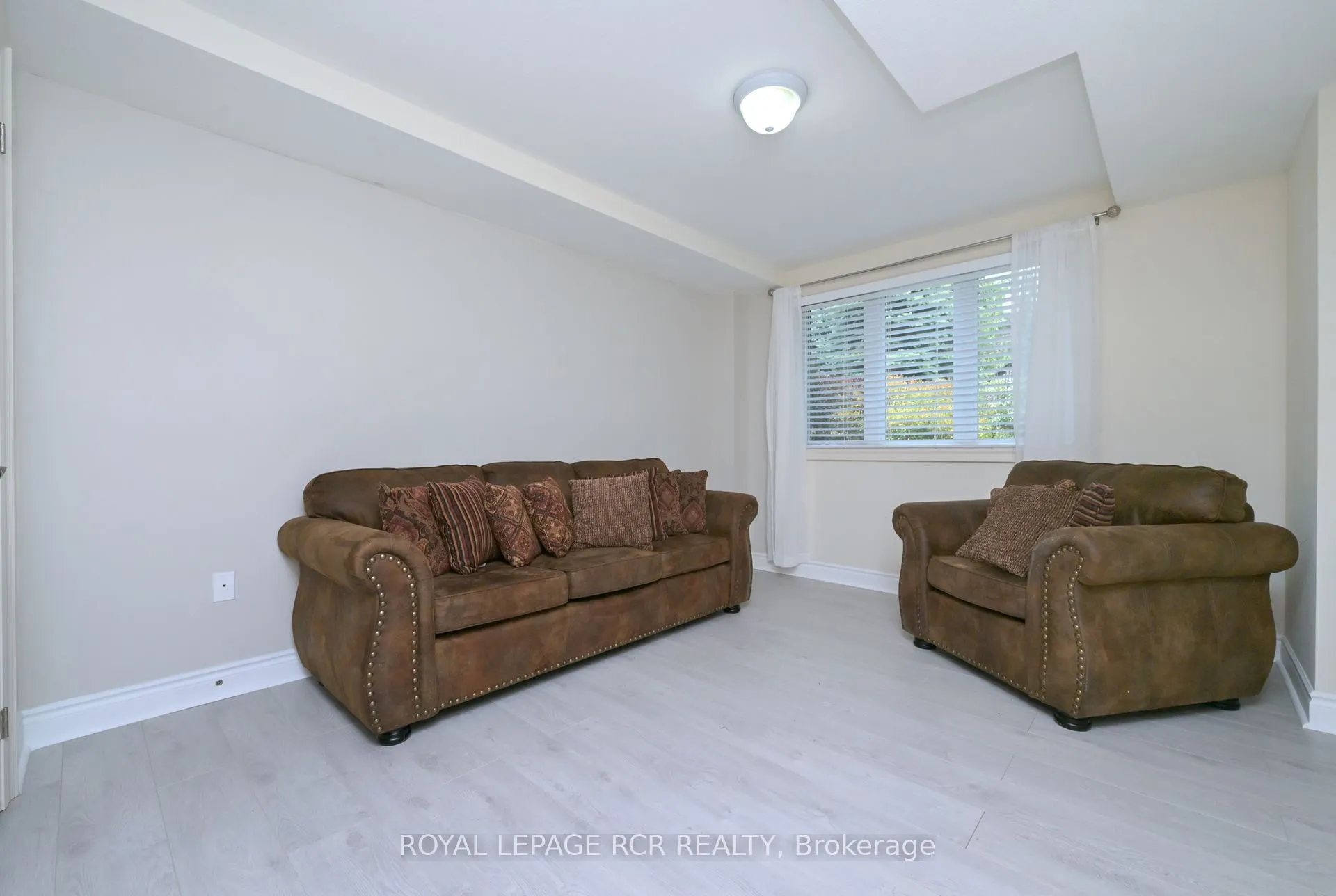 21 Upper Highland, #19