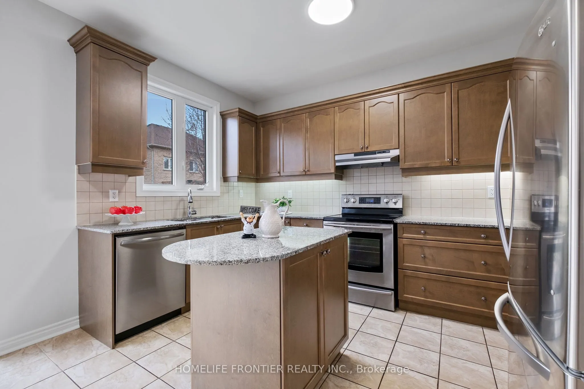 92 Wardlaw Place