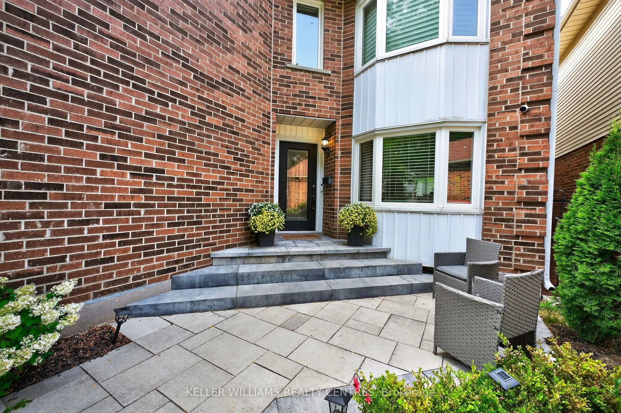 42 Buchanan Crescent