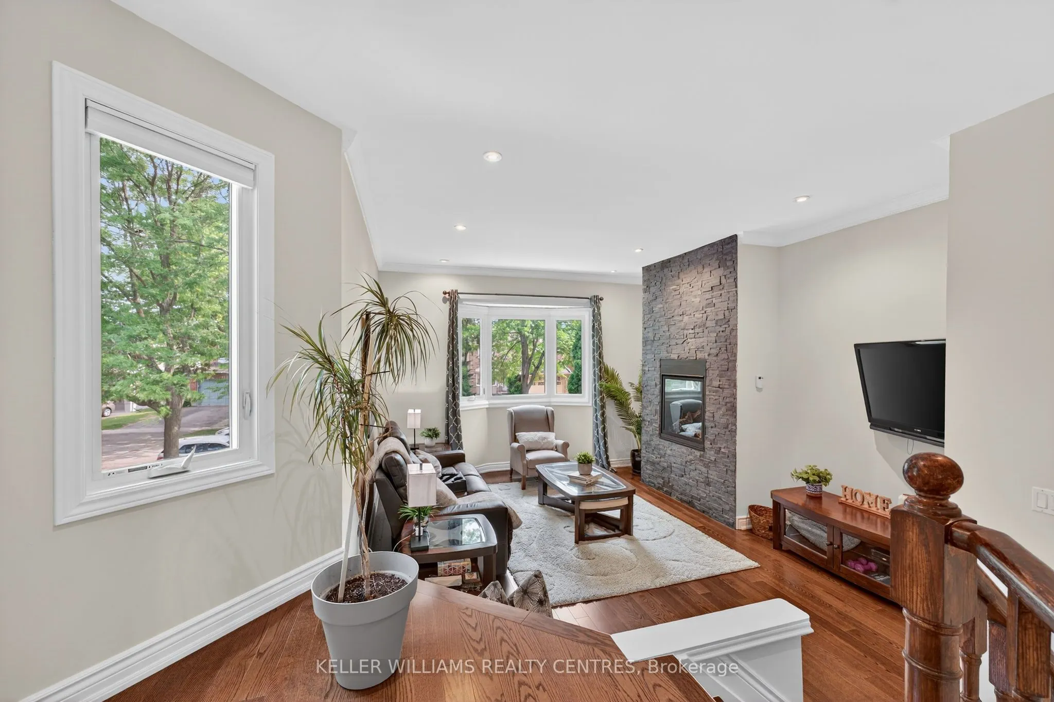 42 Buchanan Crescent
