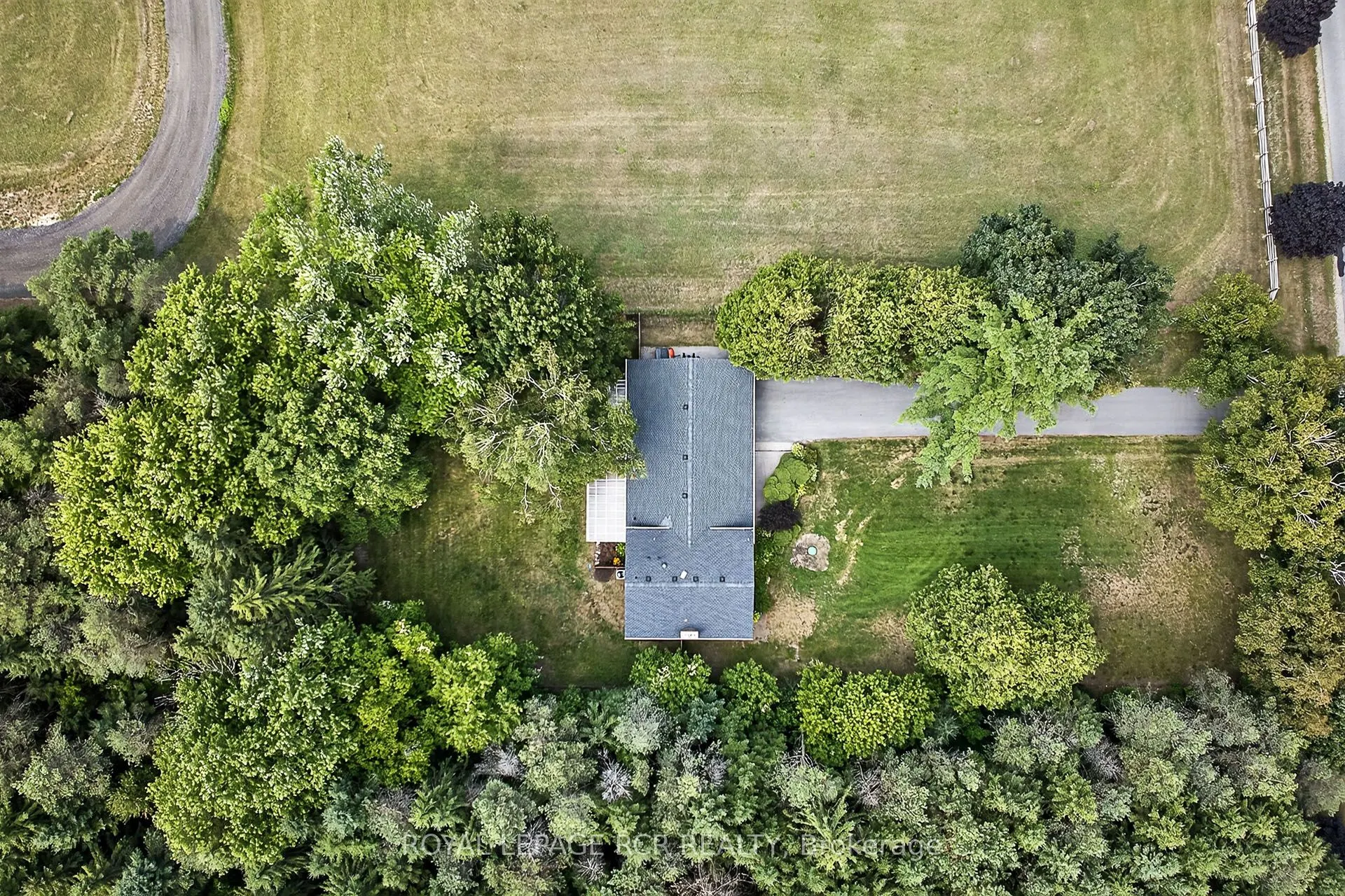 7140 Concession 3 Road