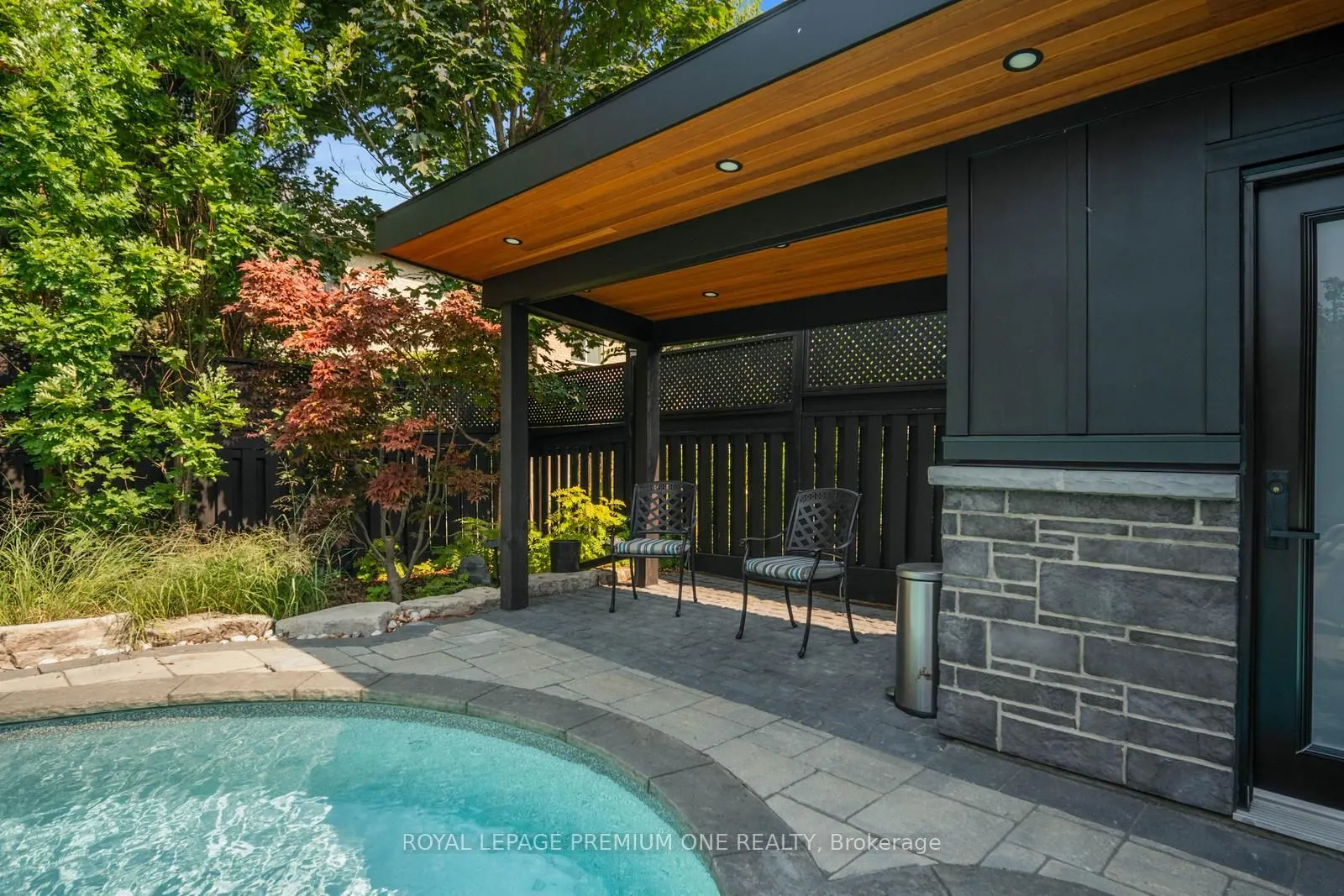 28 Johnswood Crescent