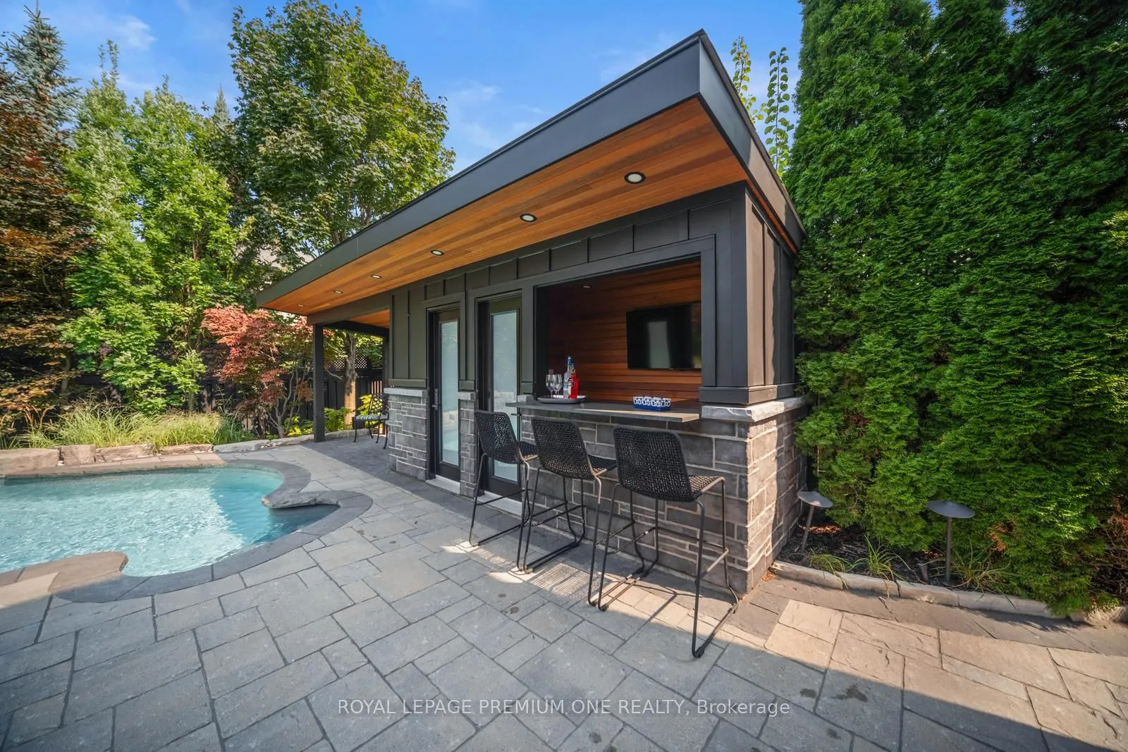 28 Johnswood Crescent