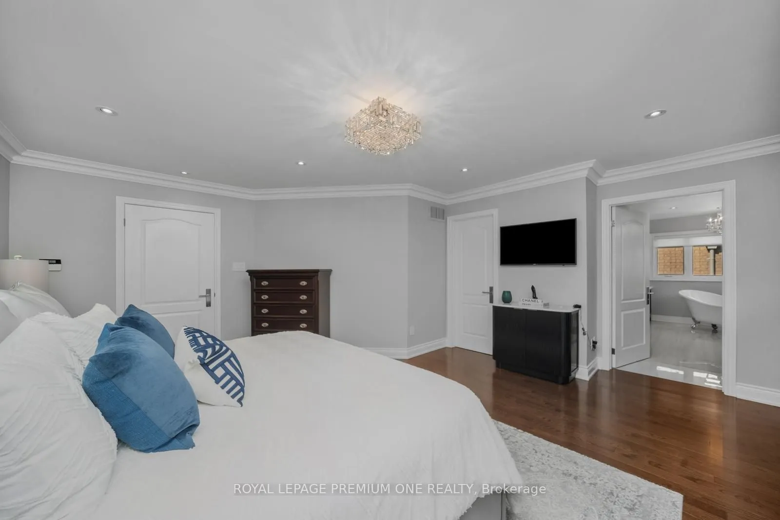28 Johnswood Crescent