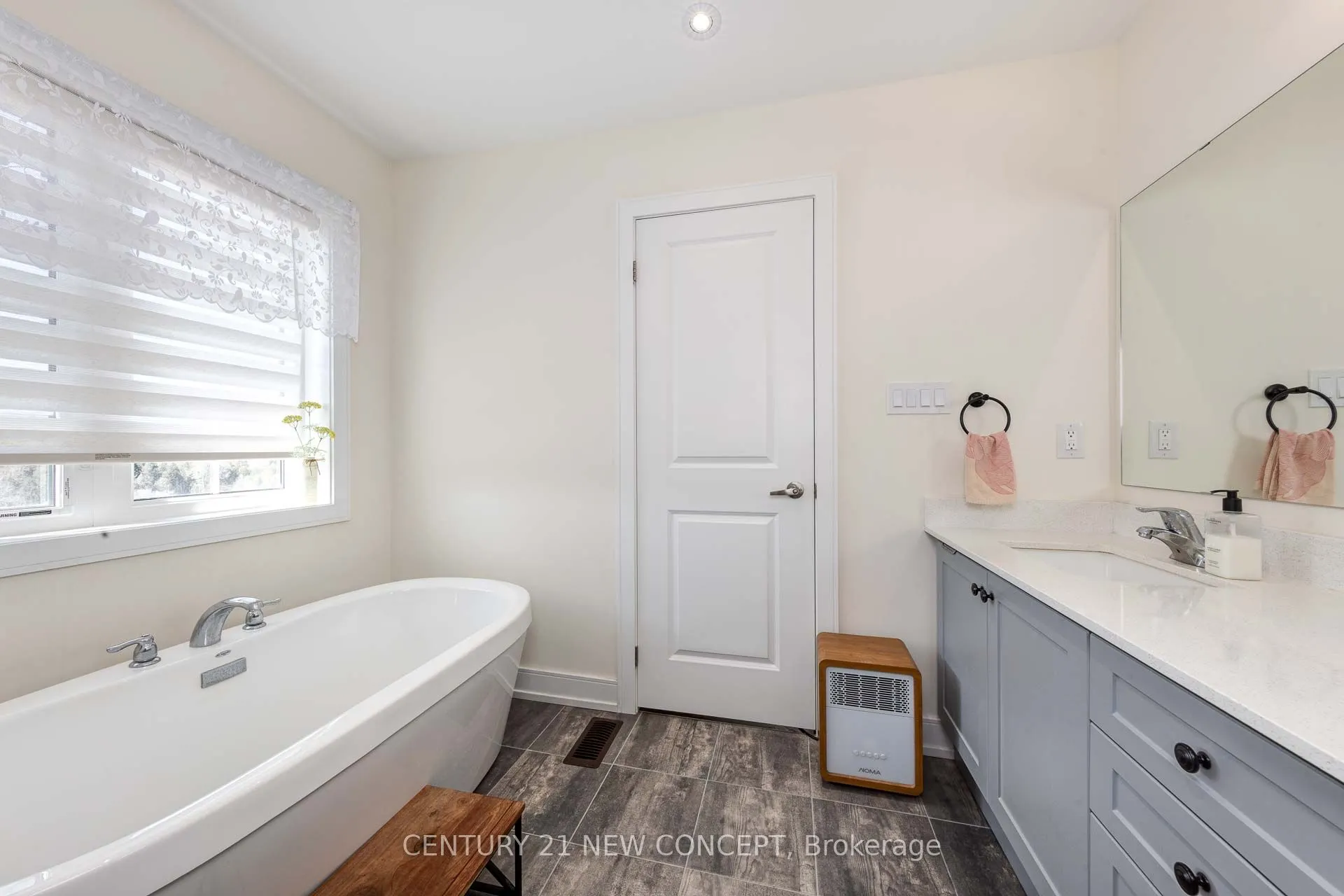 293 Seaview Heights