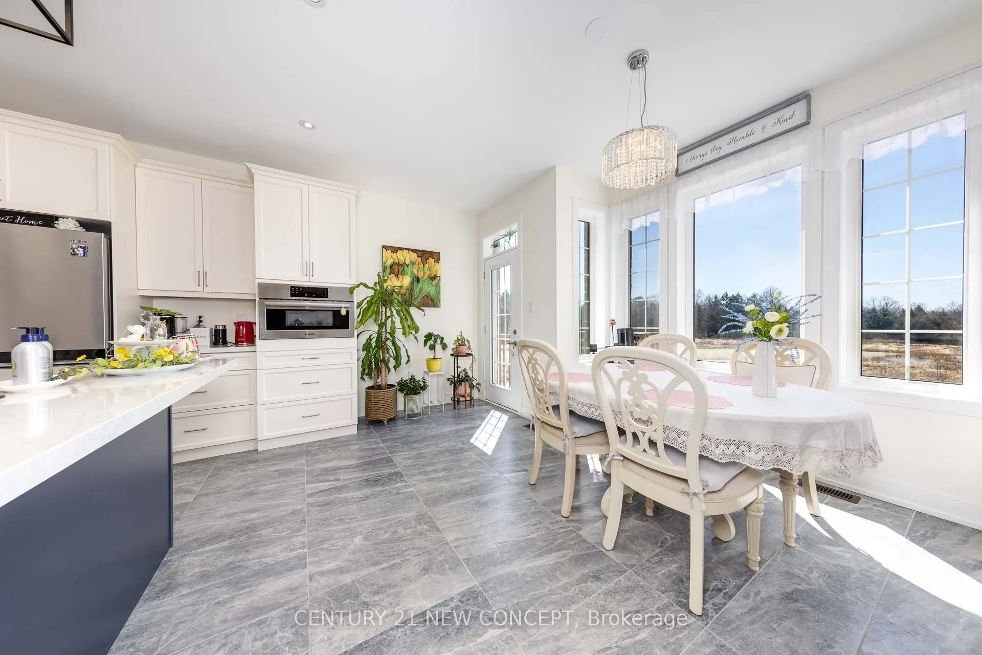 293 Seaview Heights