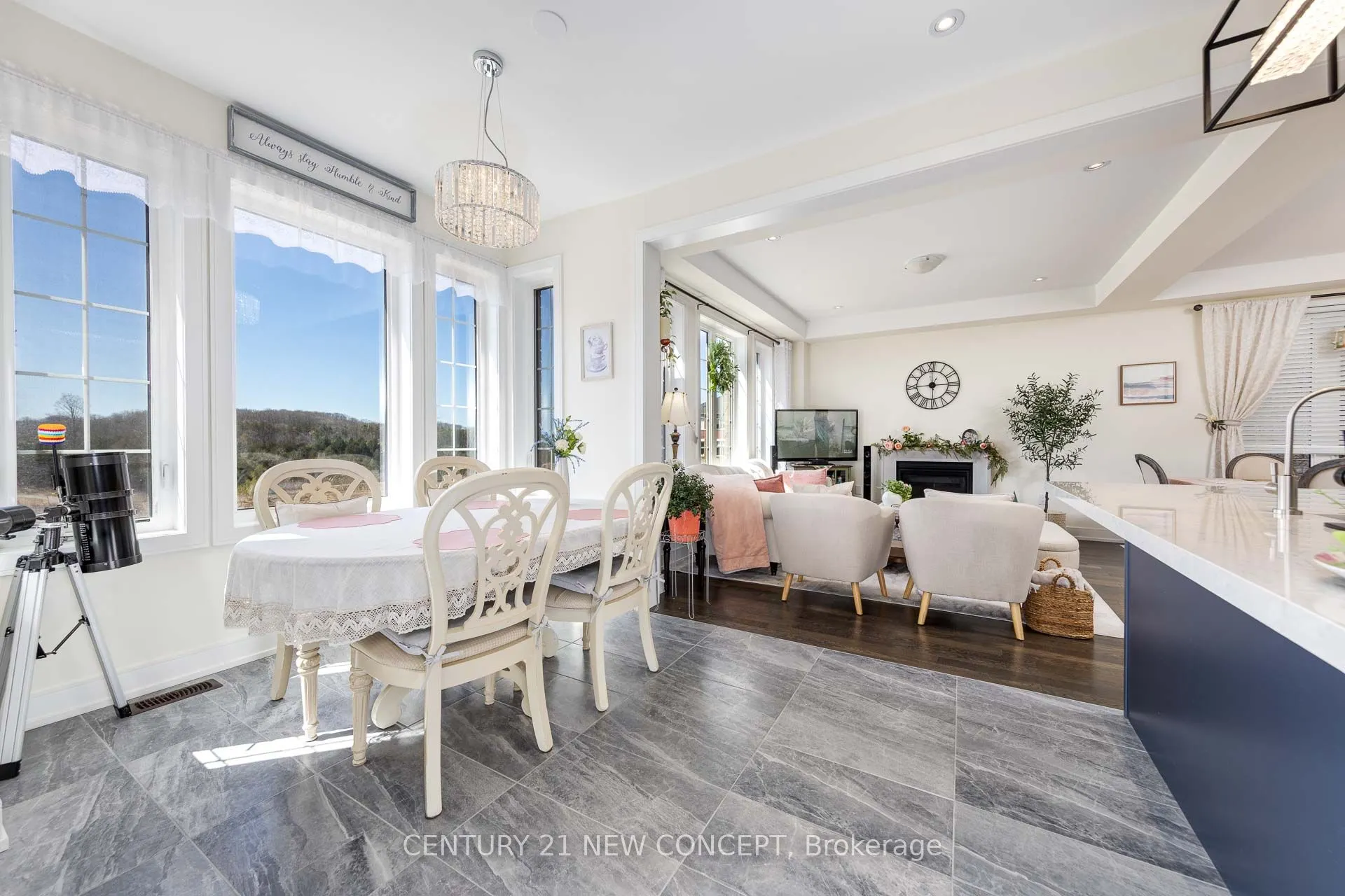 293 Seaview Heights