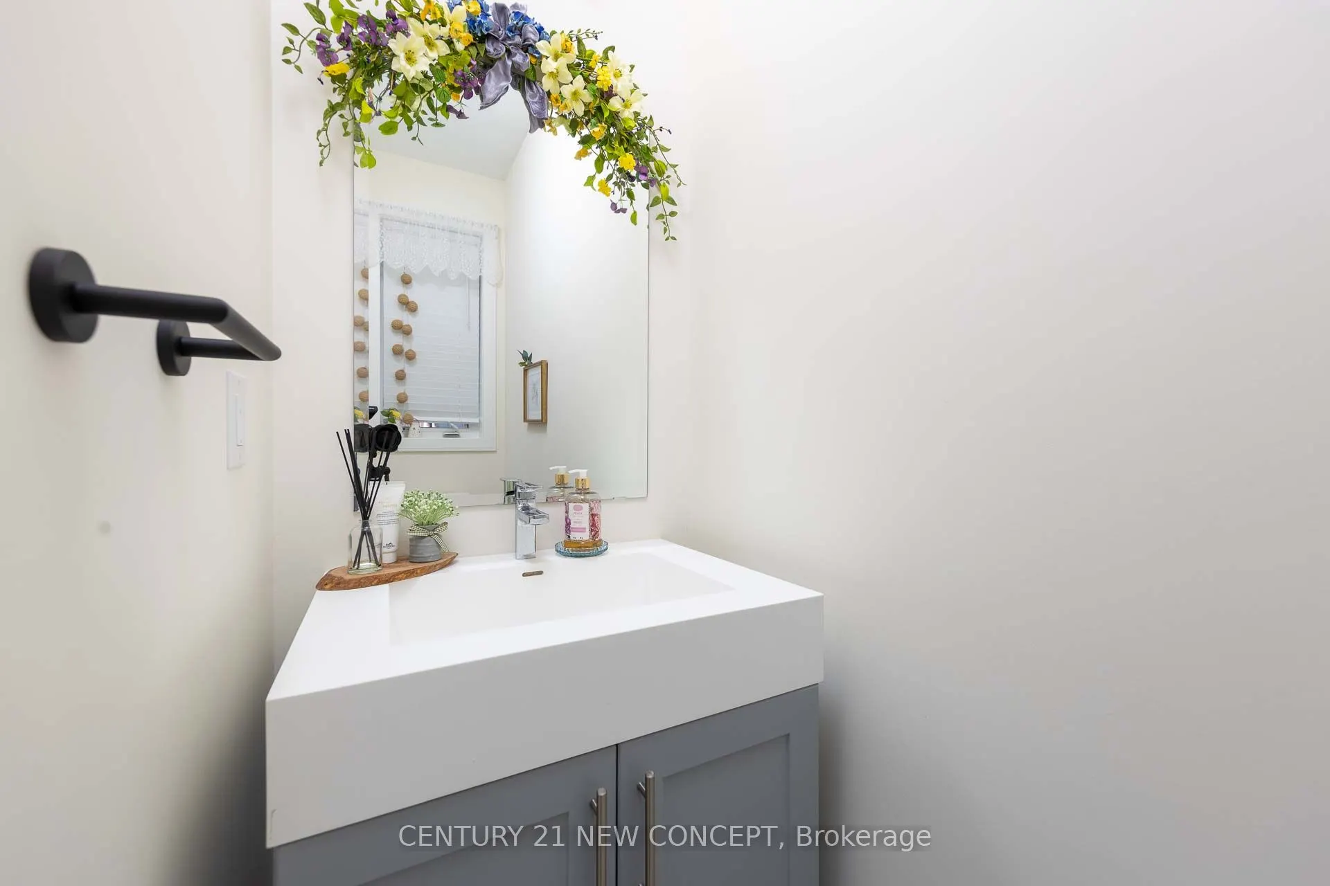 293 Seaview Heights
