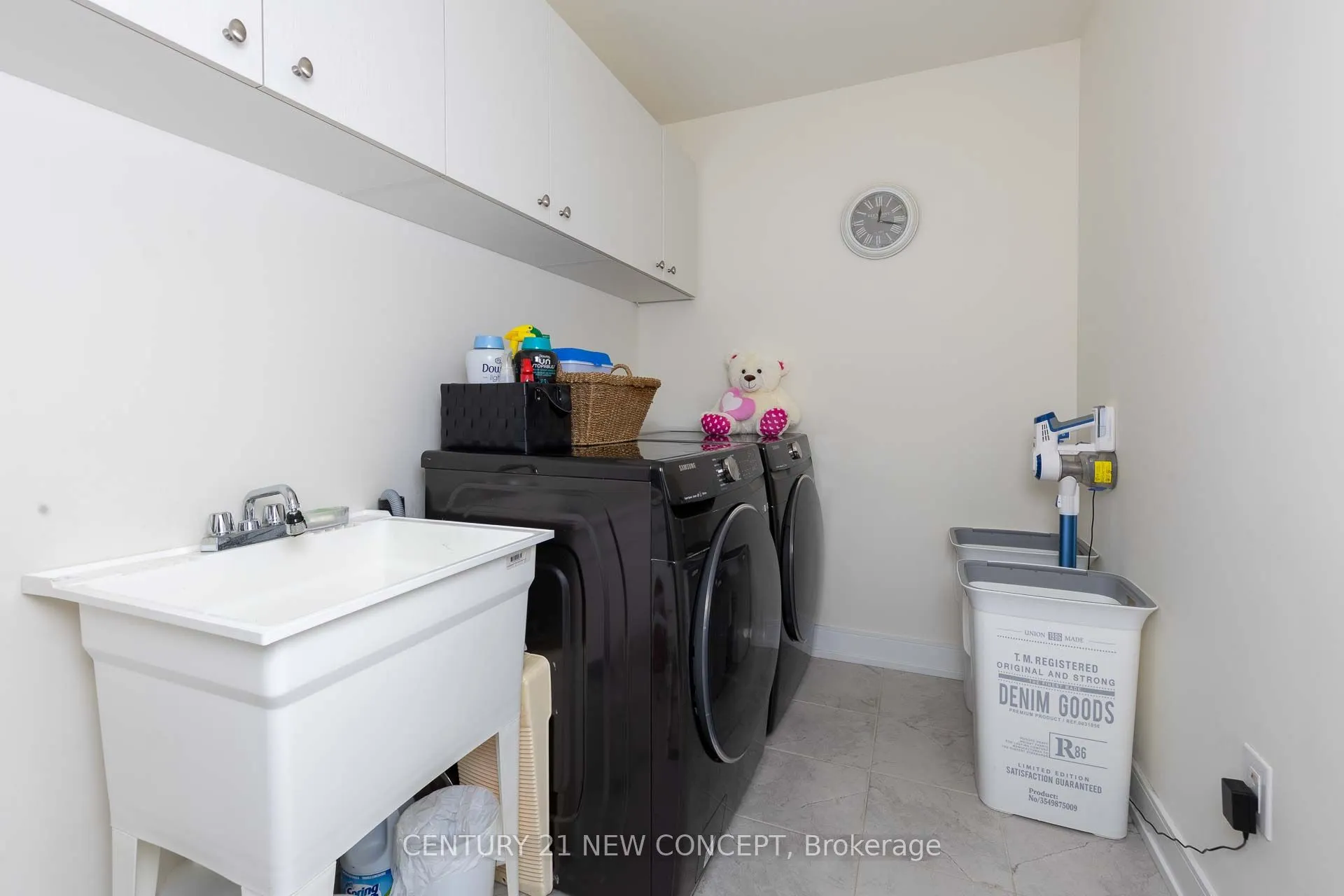 293 Seaview Heights