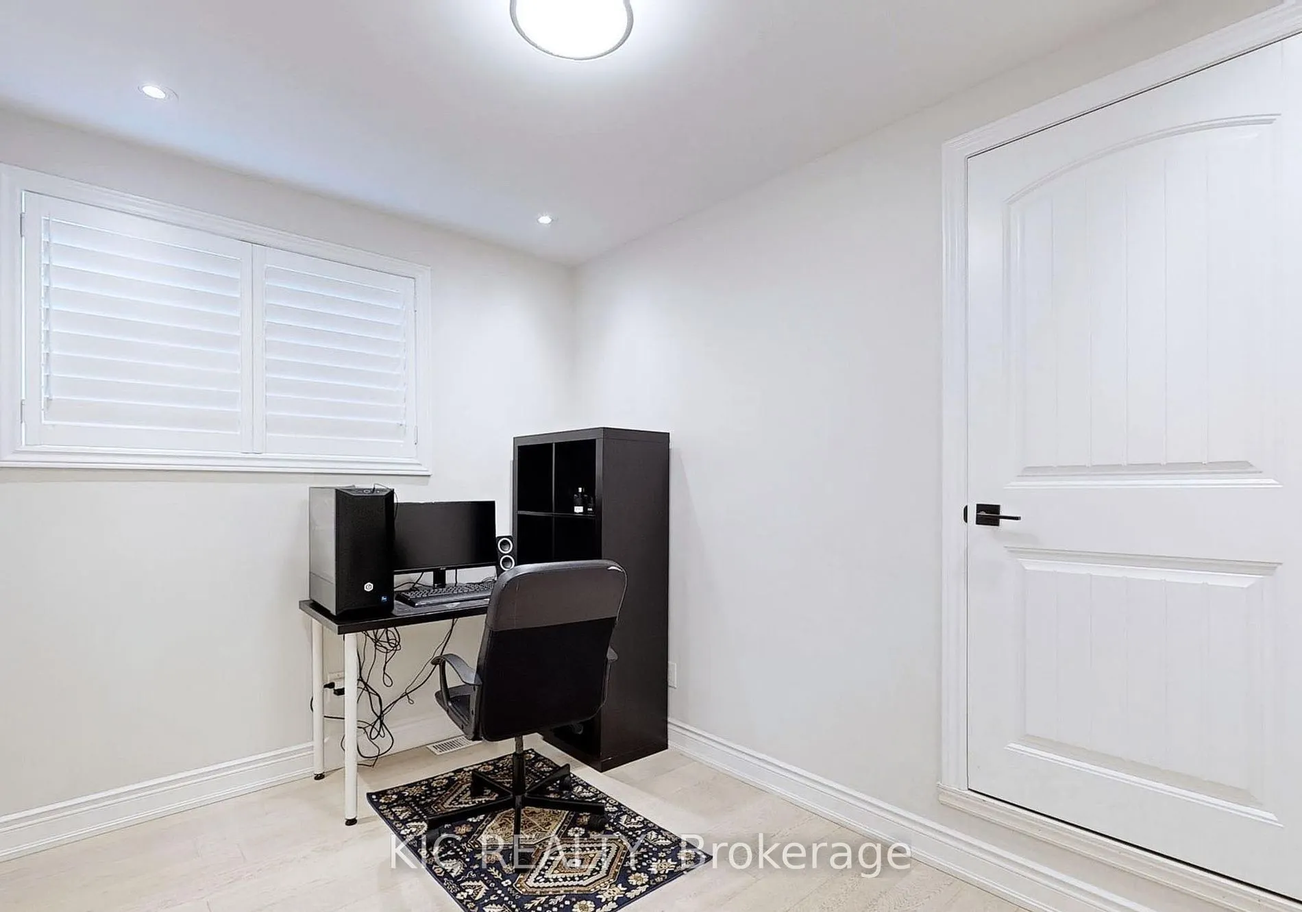 226 Browndale Crescent, #Main Floor