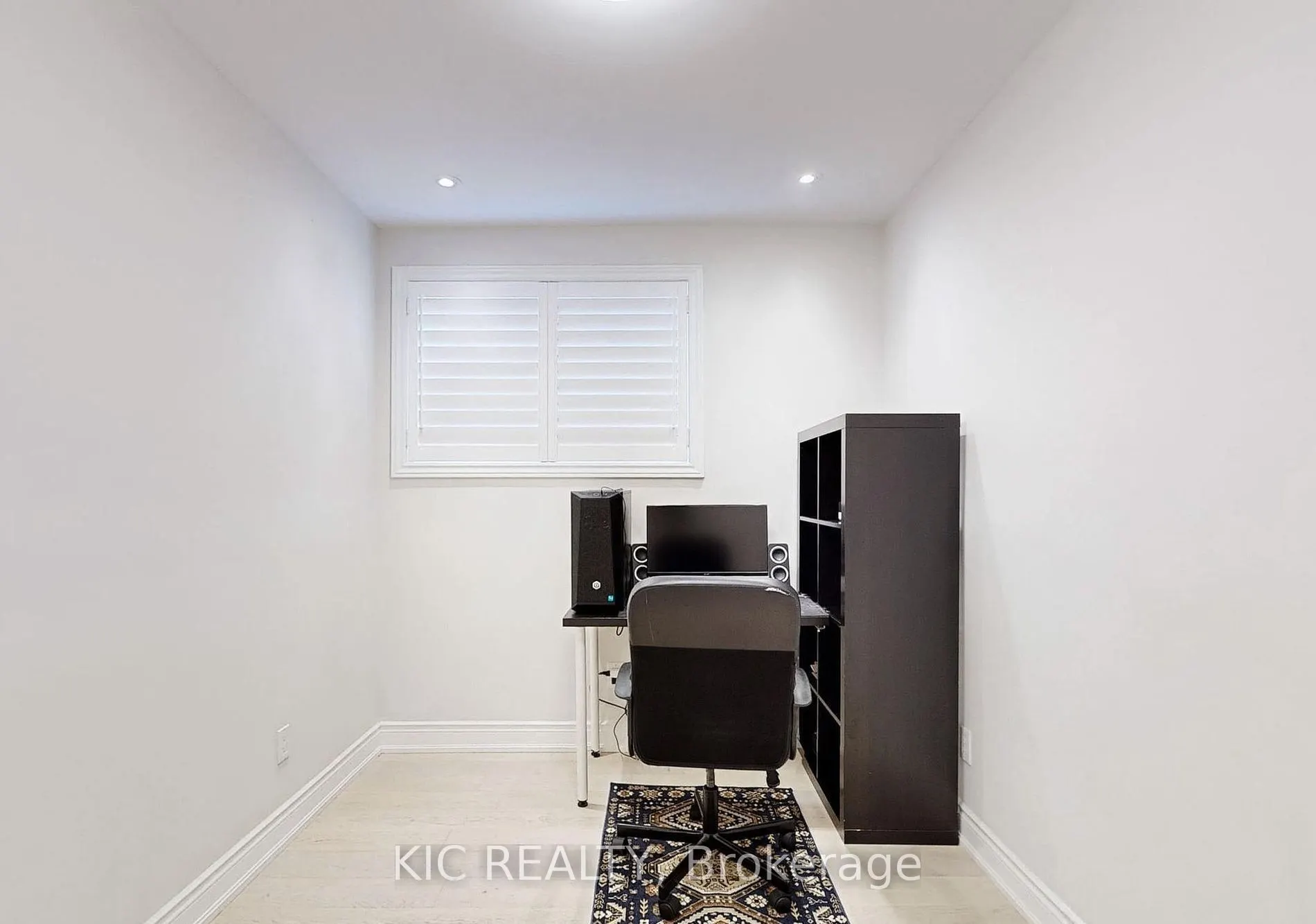 226 Browndale Crescent, #Main Floor