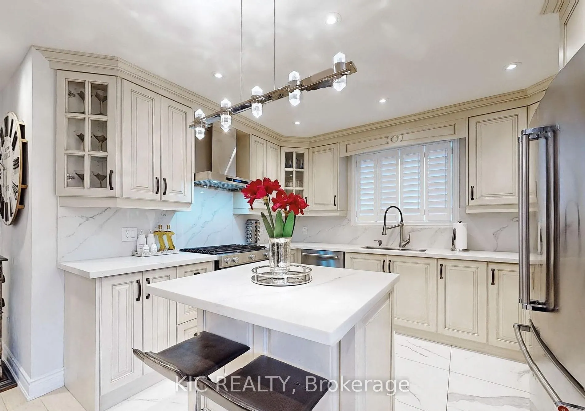 226 Browndale Crescent, #Main Floor