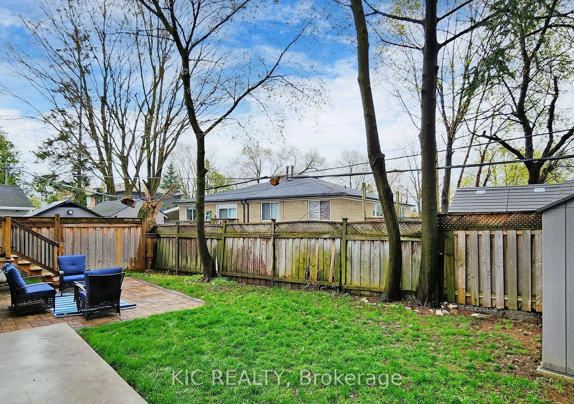 226 Browndale Crescent, #Main Floor