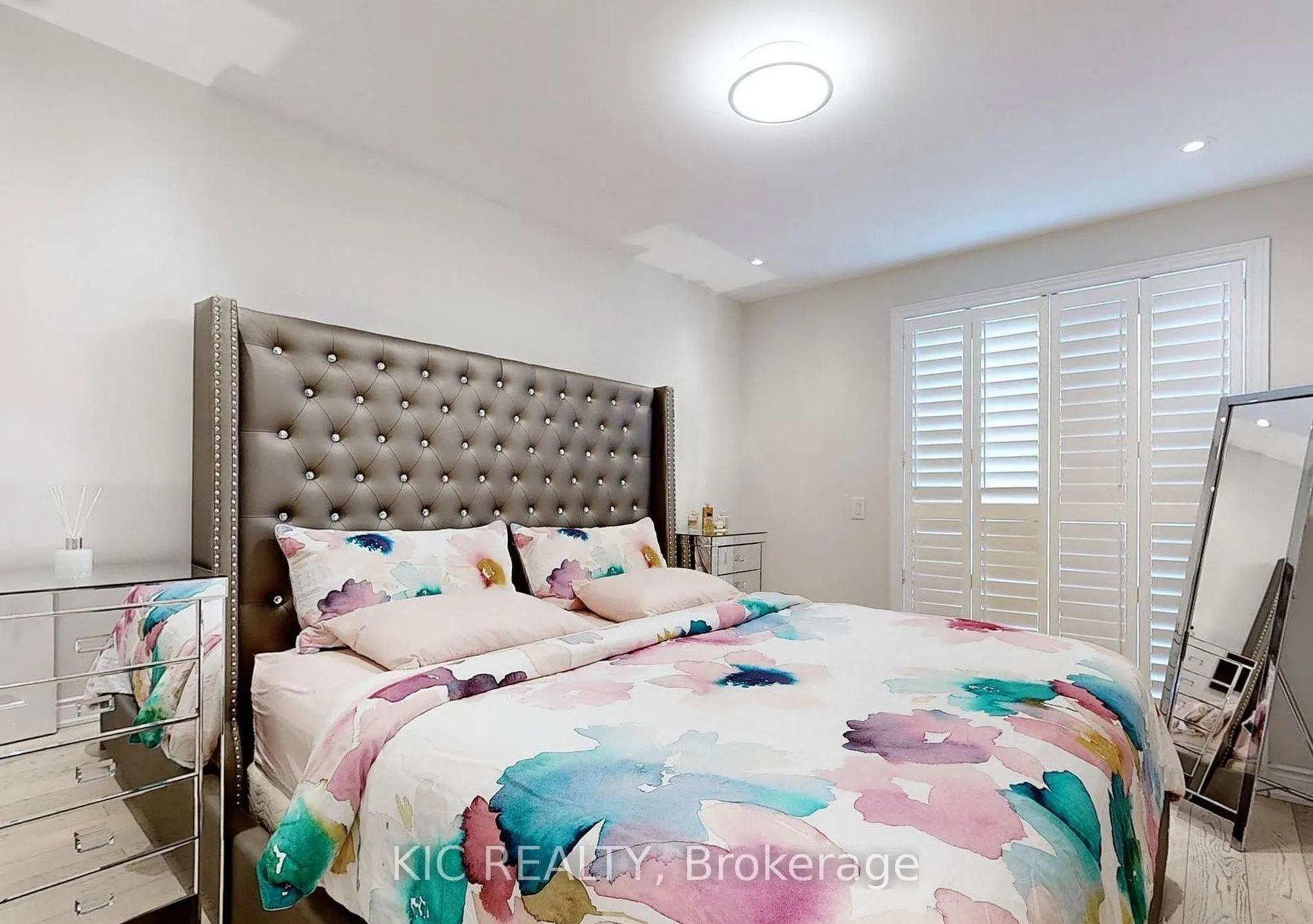 226 Browndale Crescent, #Main Floor