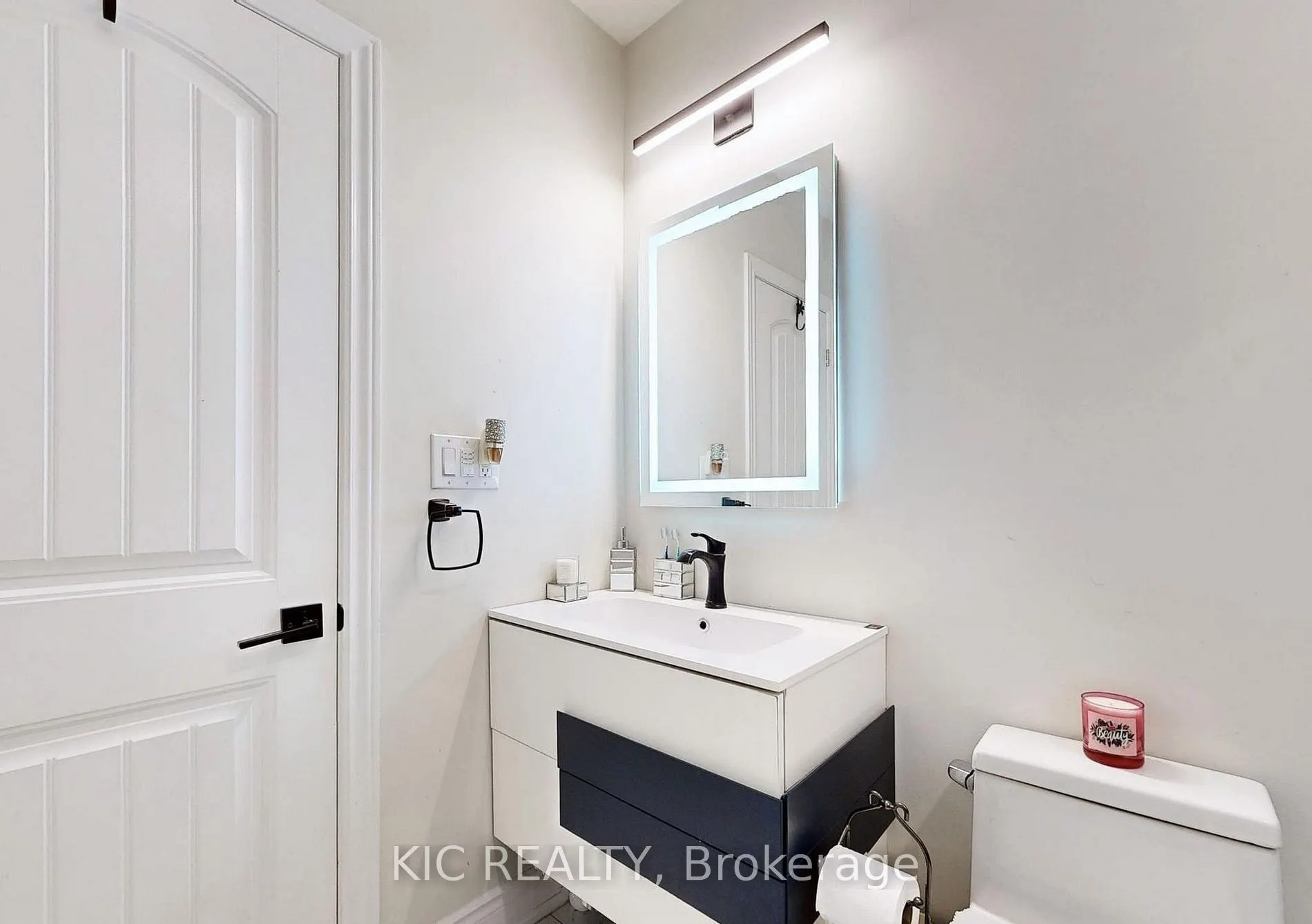 226 Browndale Crescent, #Main Floor