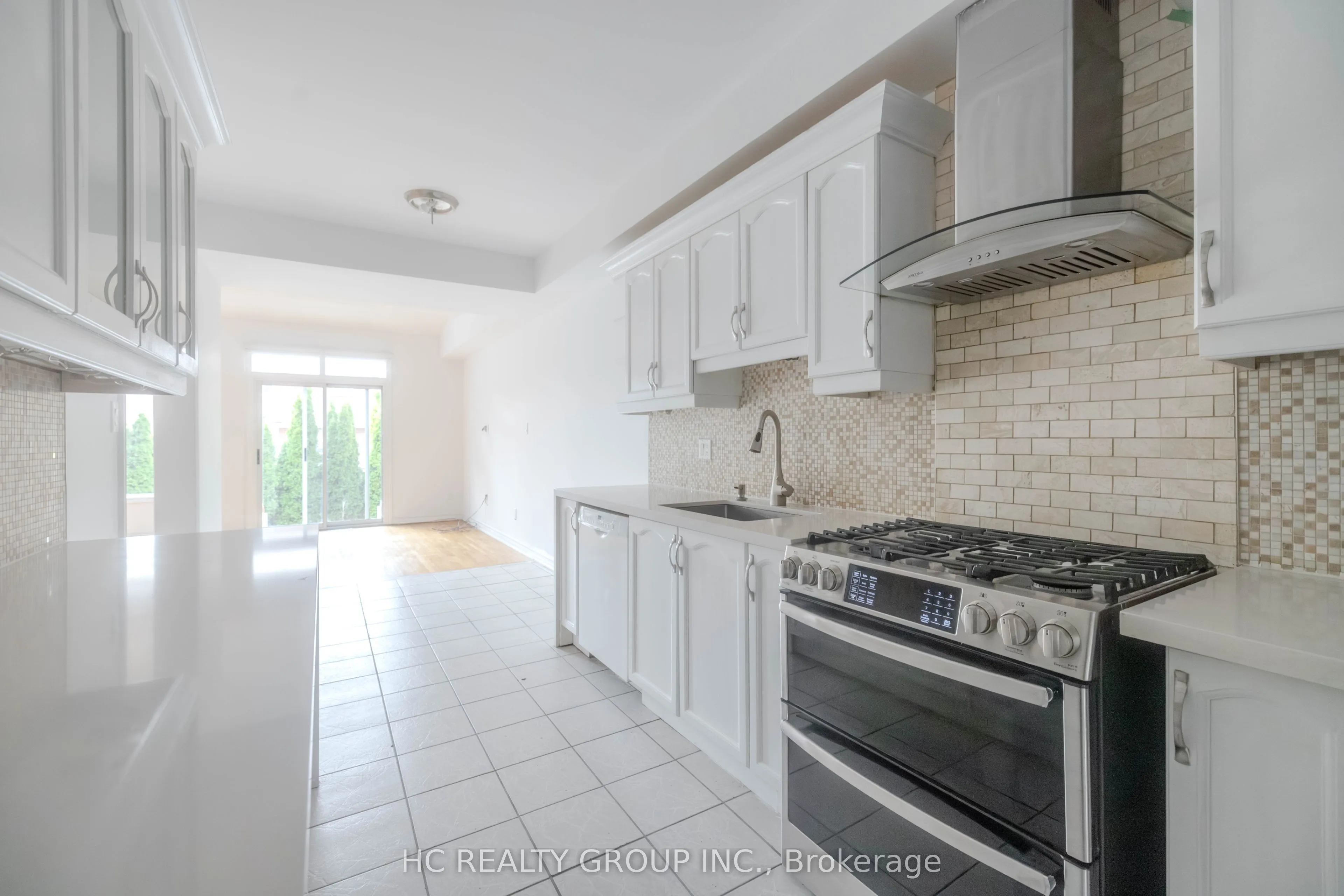 40 Angelica Avenue
