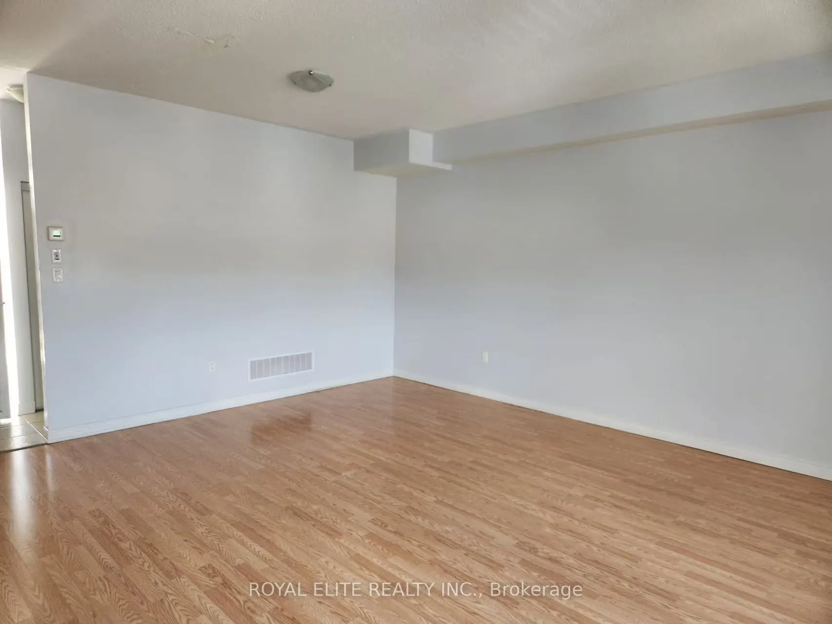 273 Aldergrove Drive, #10