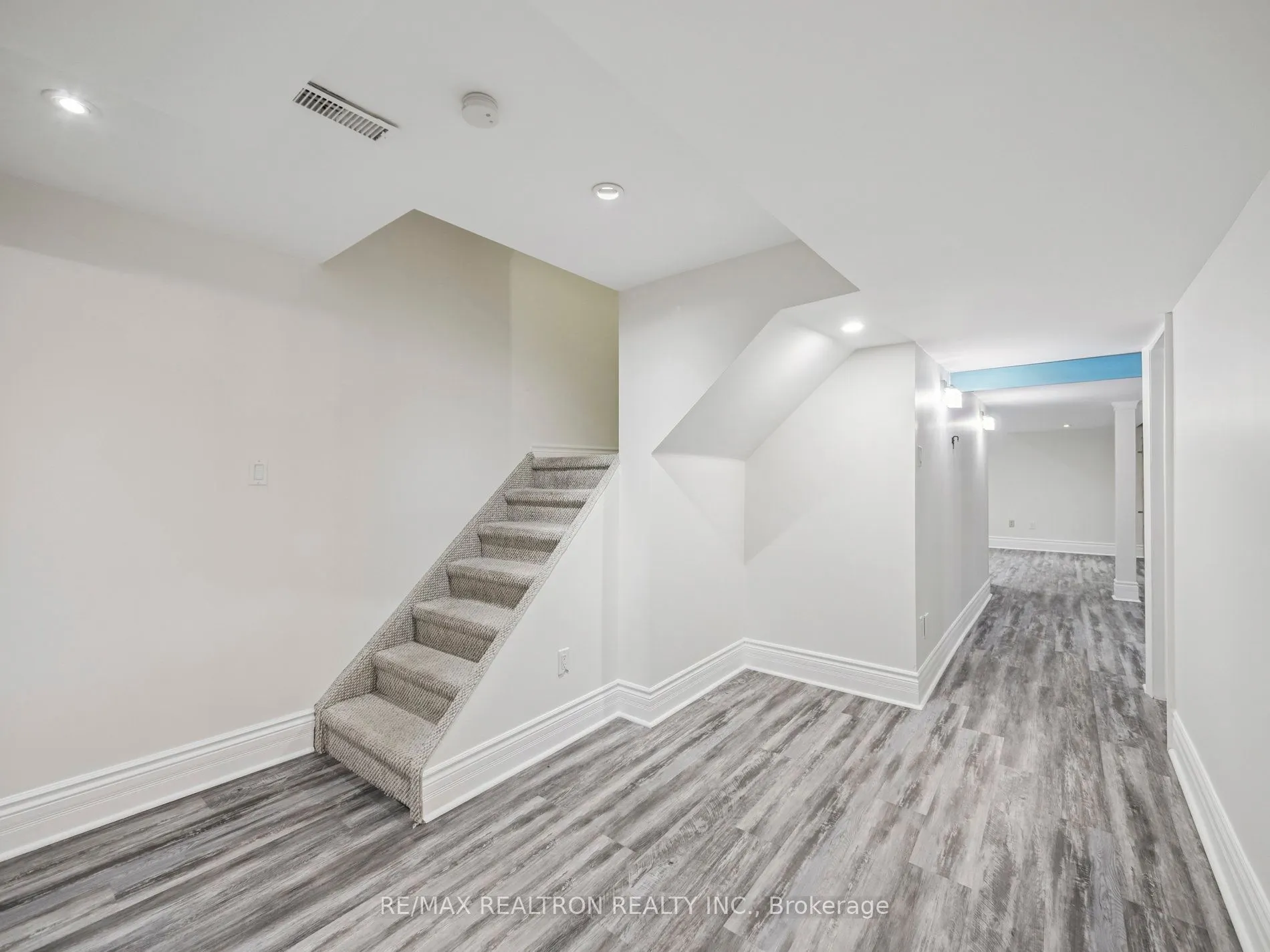213 Campbell Avenue