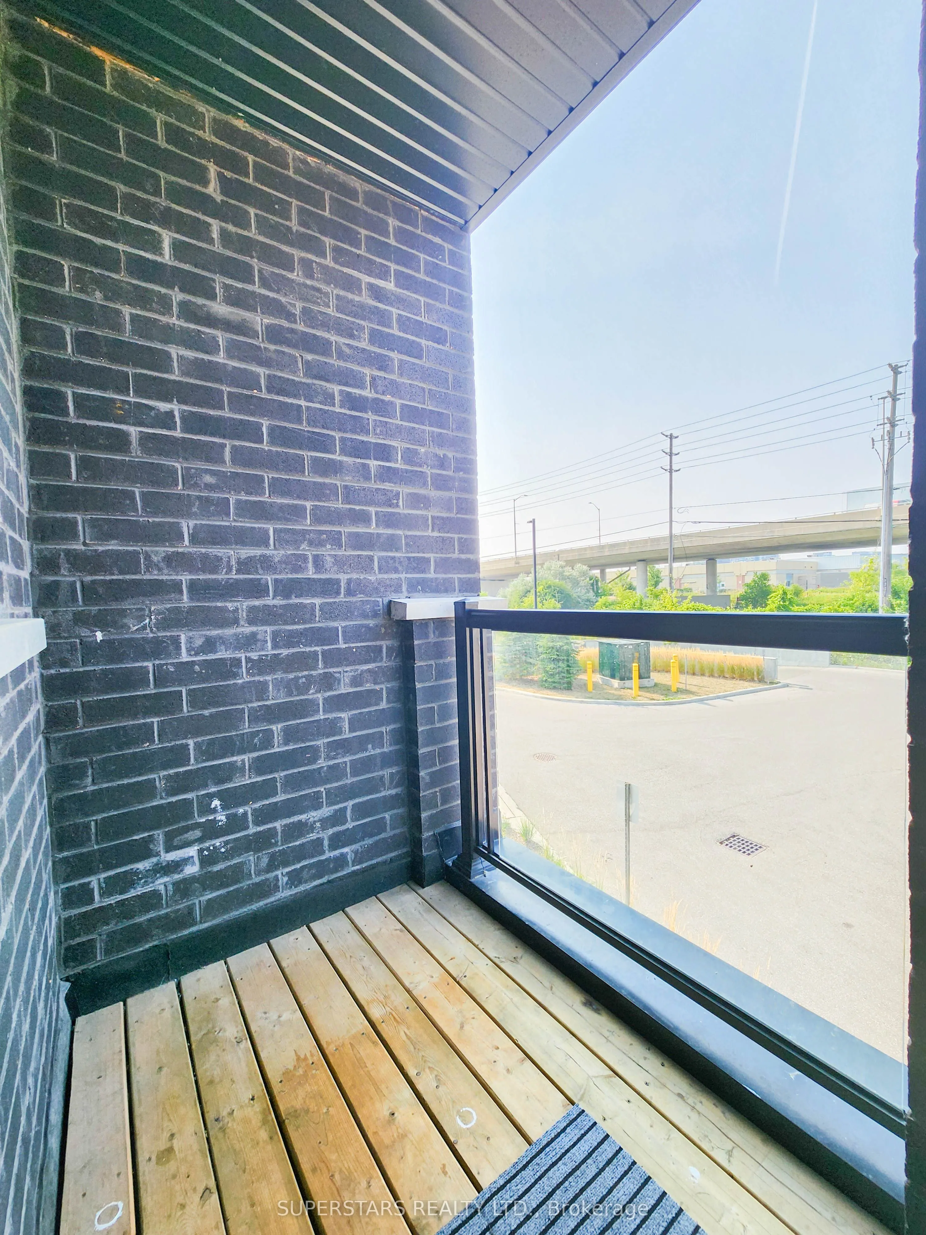 370 A Red Maple Road, #37