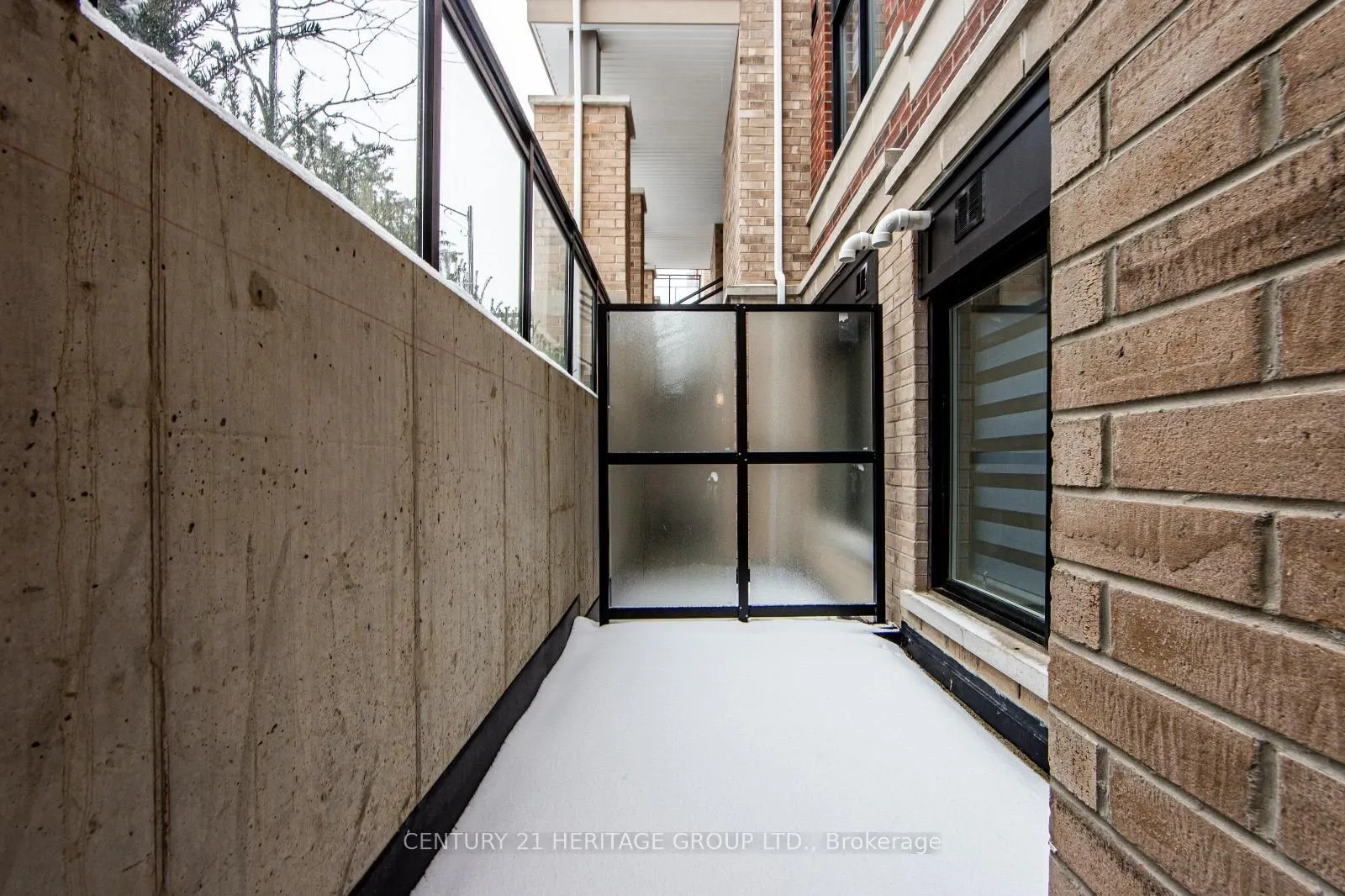 58 Elizabeth Street S, #2102
