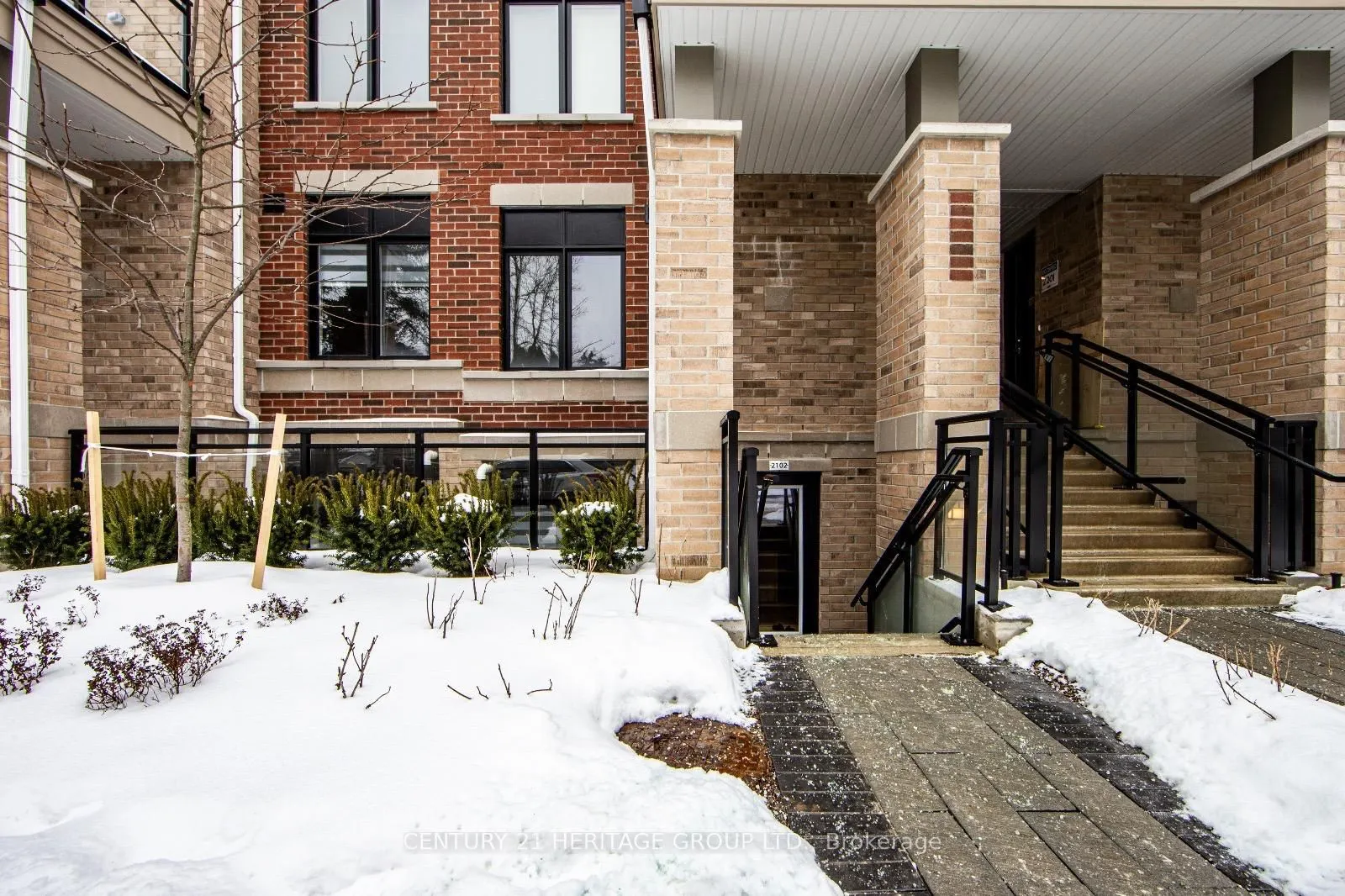 58 Elizabeth Street S, #2102