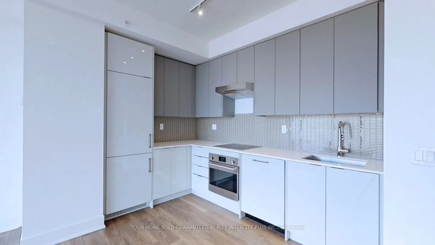 2916 Highway 7 Avenue, #3308
