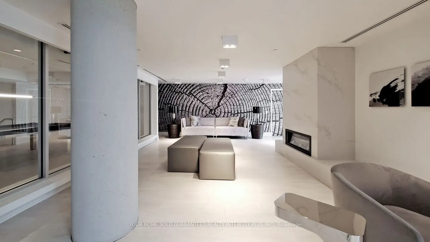 2916 Highway 7 Avenue, #3308