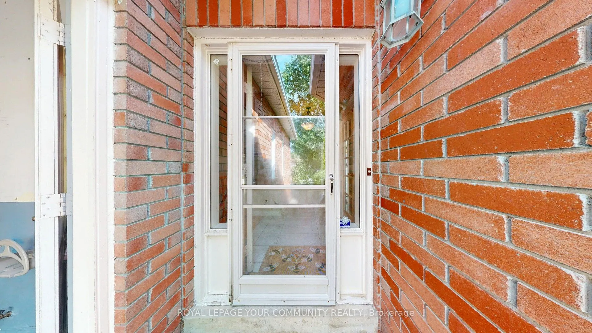 101 Banting Drive