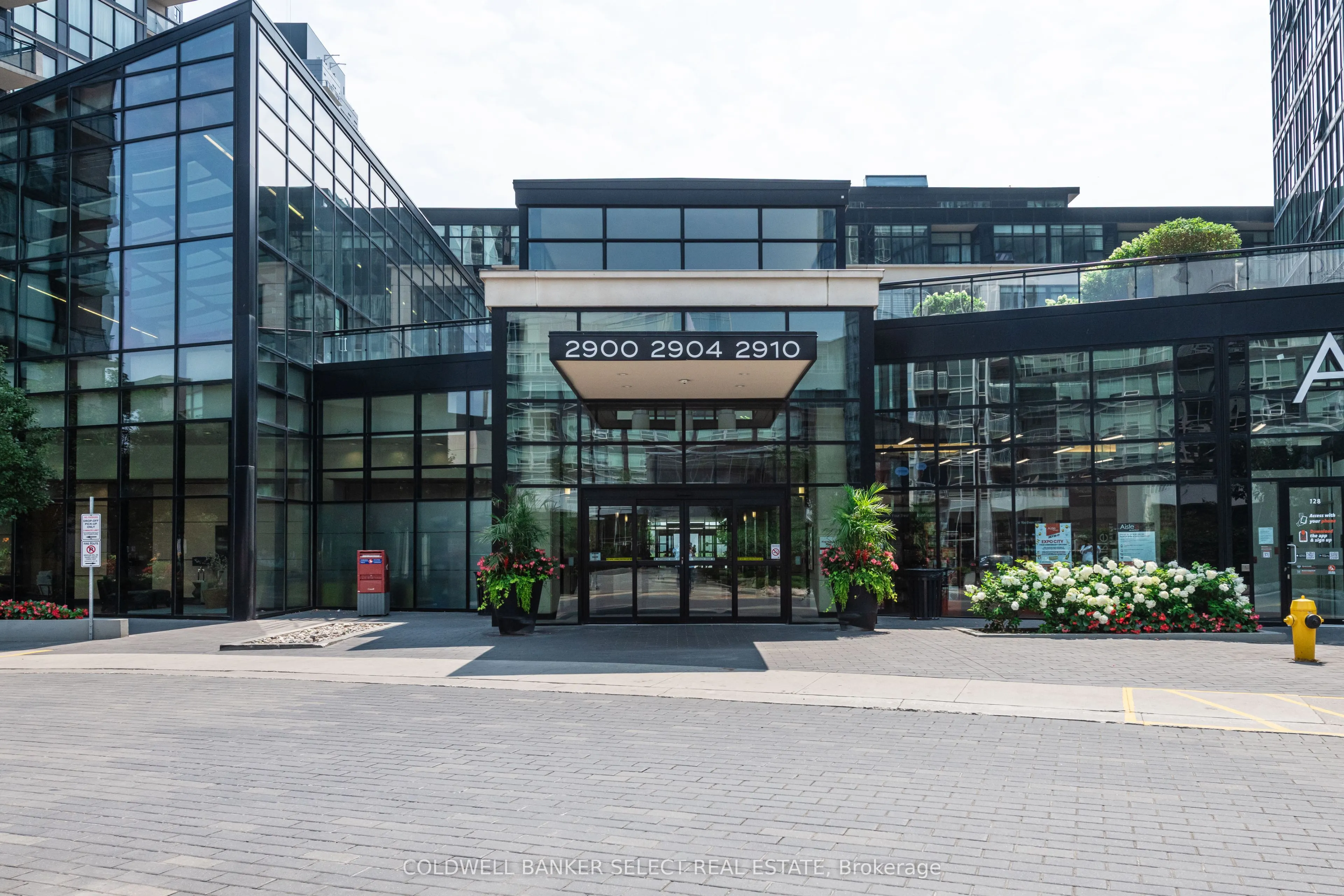 2910 Highway 7 Road, #2606