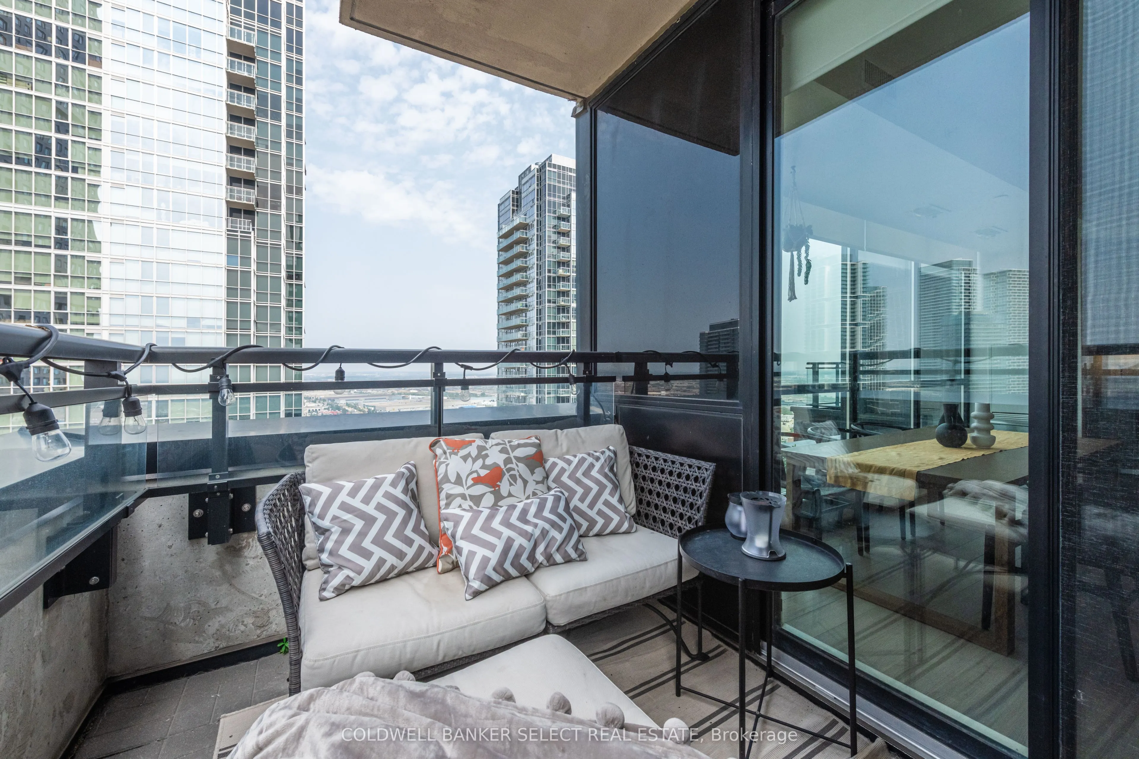 2910 Highway 7 Road, #2606