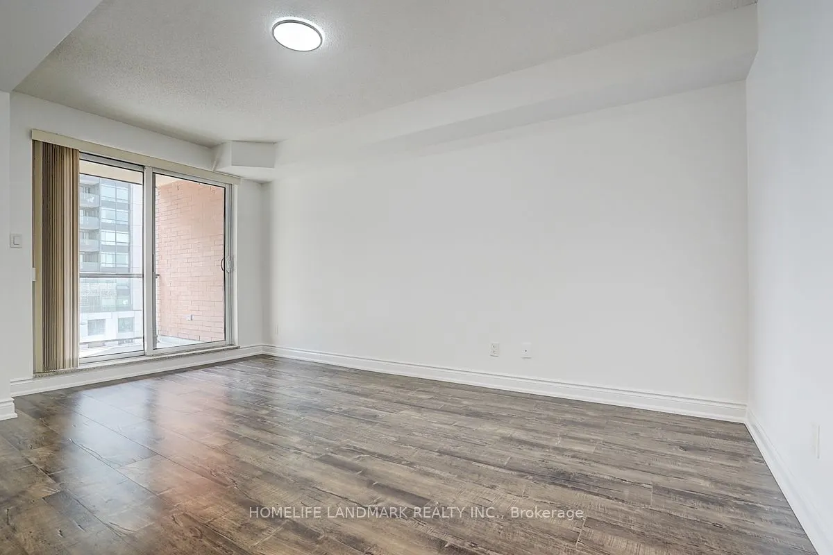60 South Town Centre Boulevard, #516