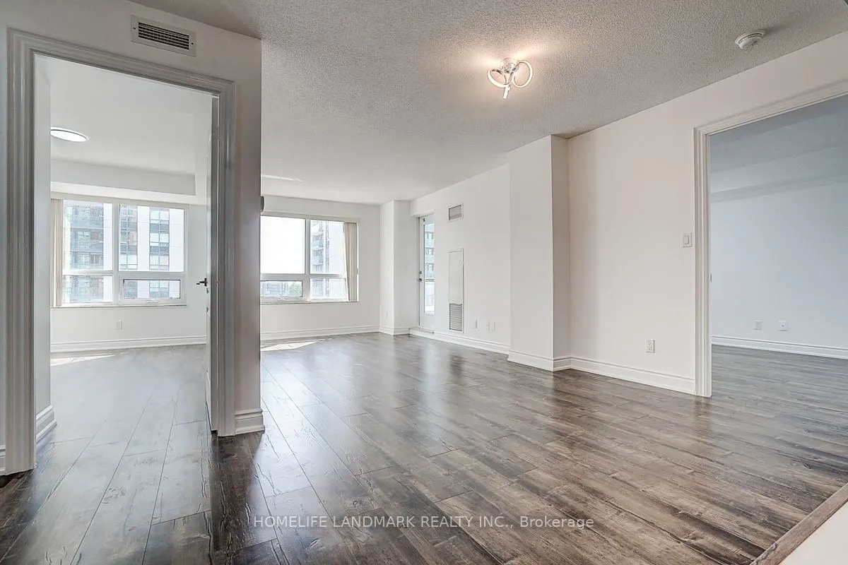 60 South Town Centre Boulevard, #516