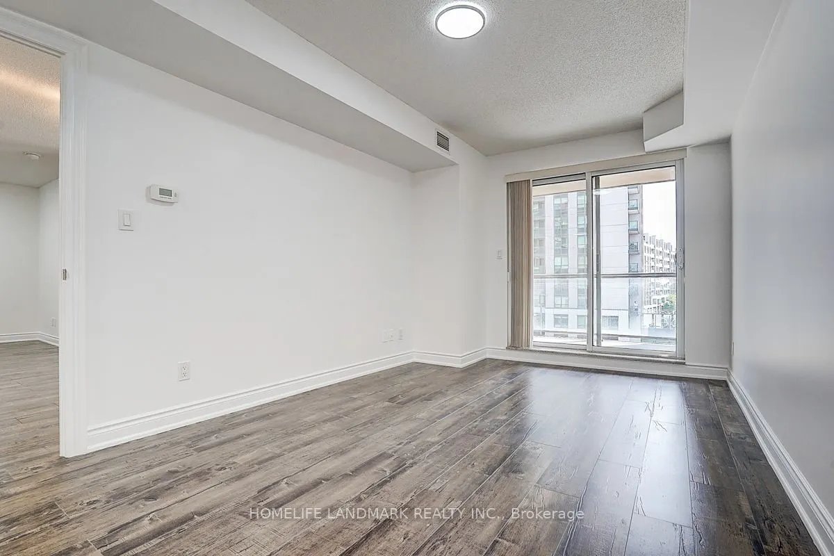 60 South Town Centre Boulevard, #516