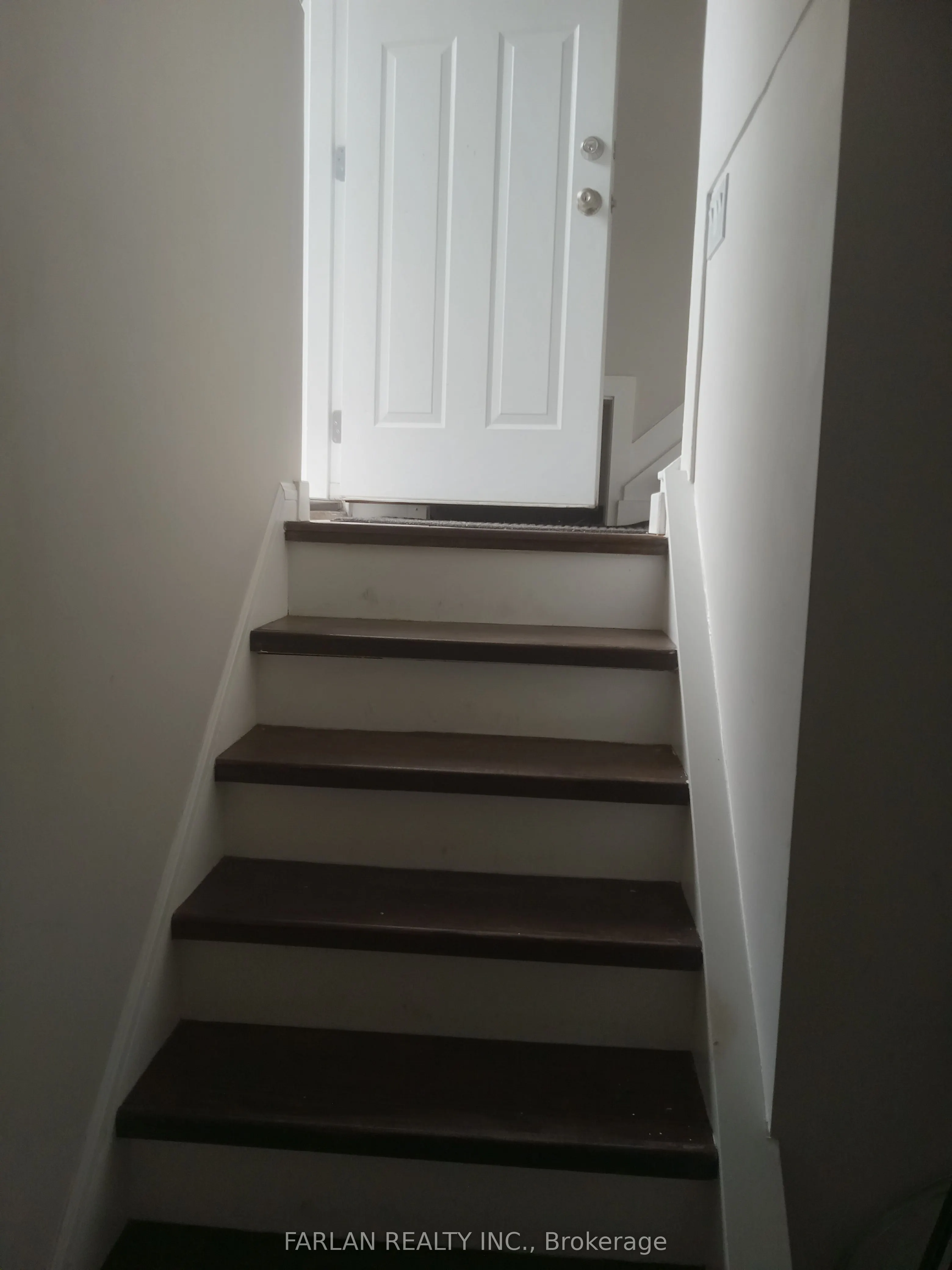 237 Maplegrove Avenue