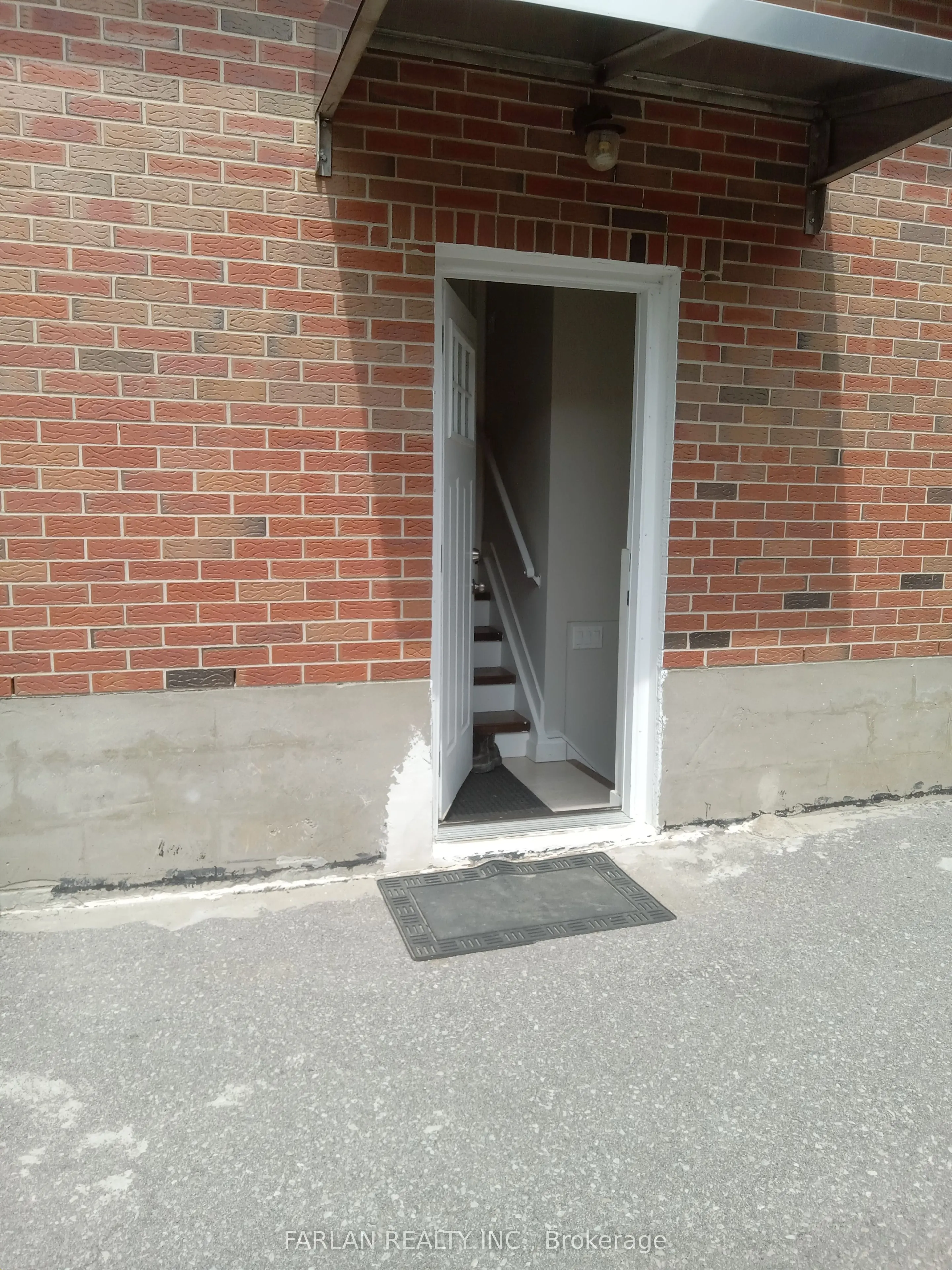 237 Maplegrove Avenue