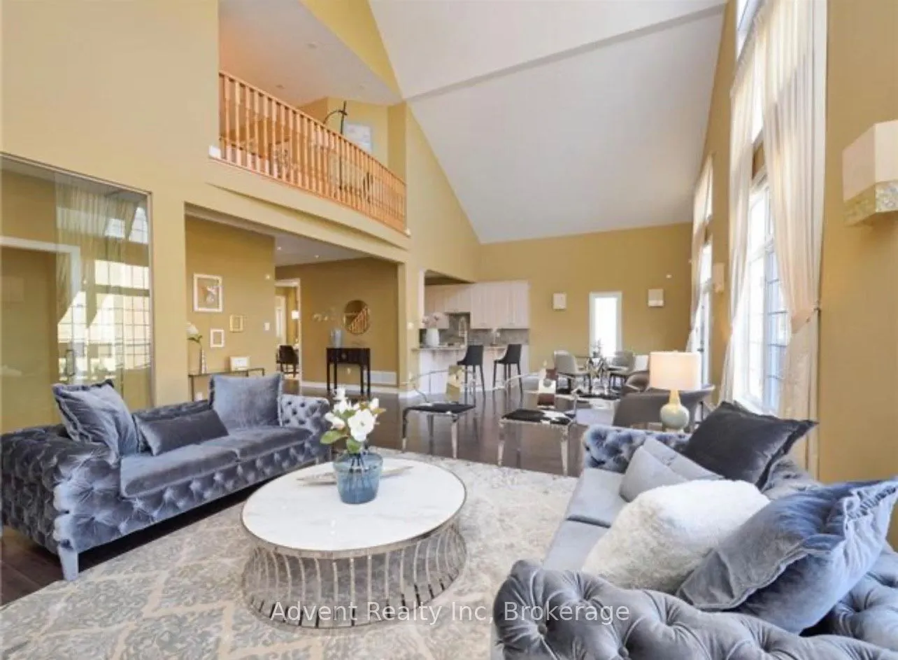 17 Warden Woods Court