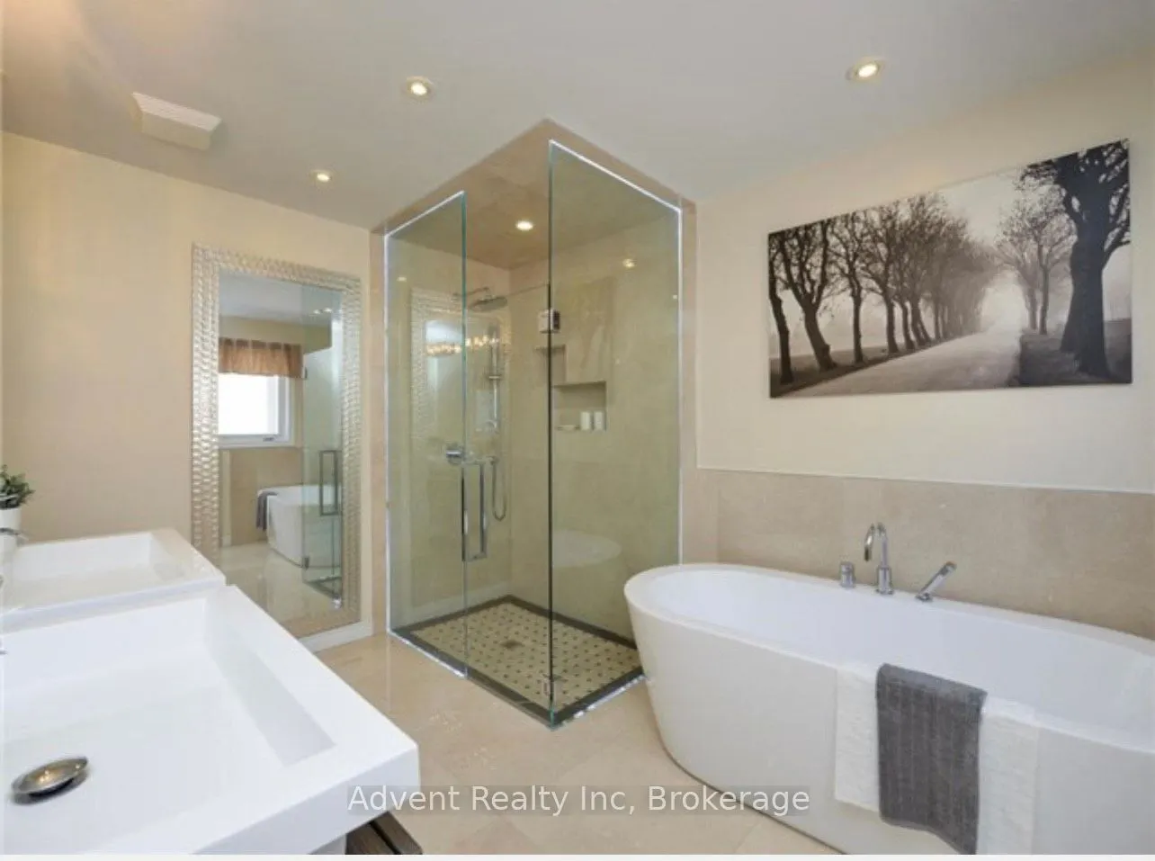 17 Warden Woods Court